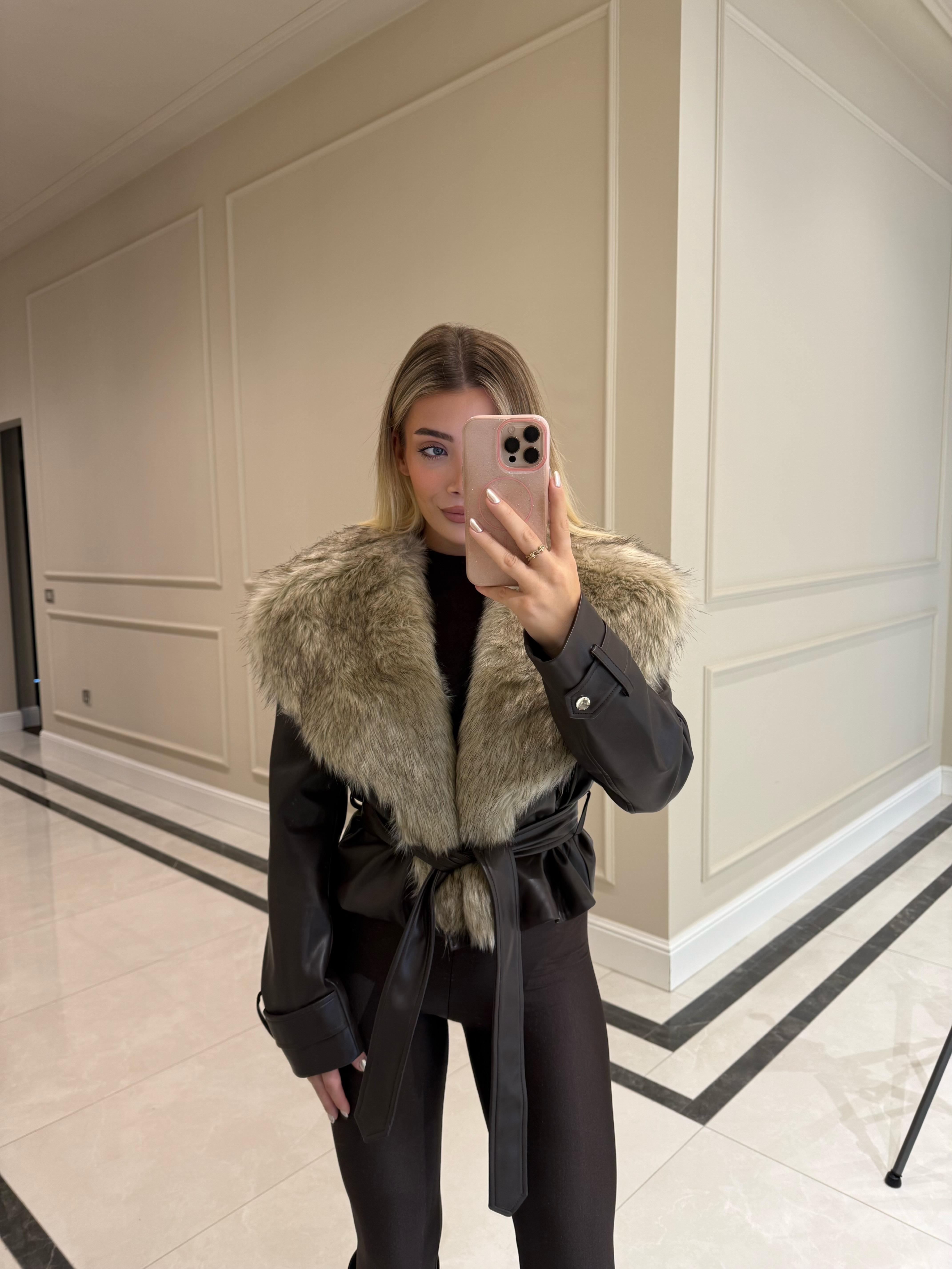 Acı Kahve Kürk Yaka Detaylı Deri Ceket 