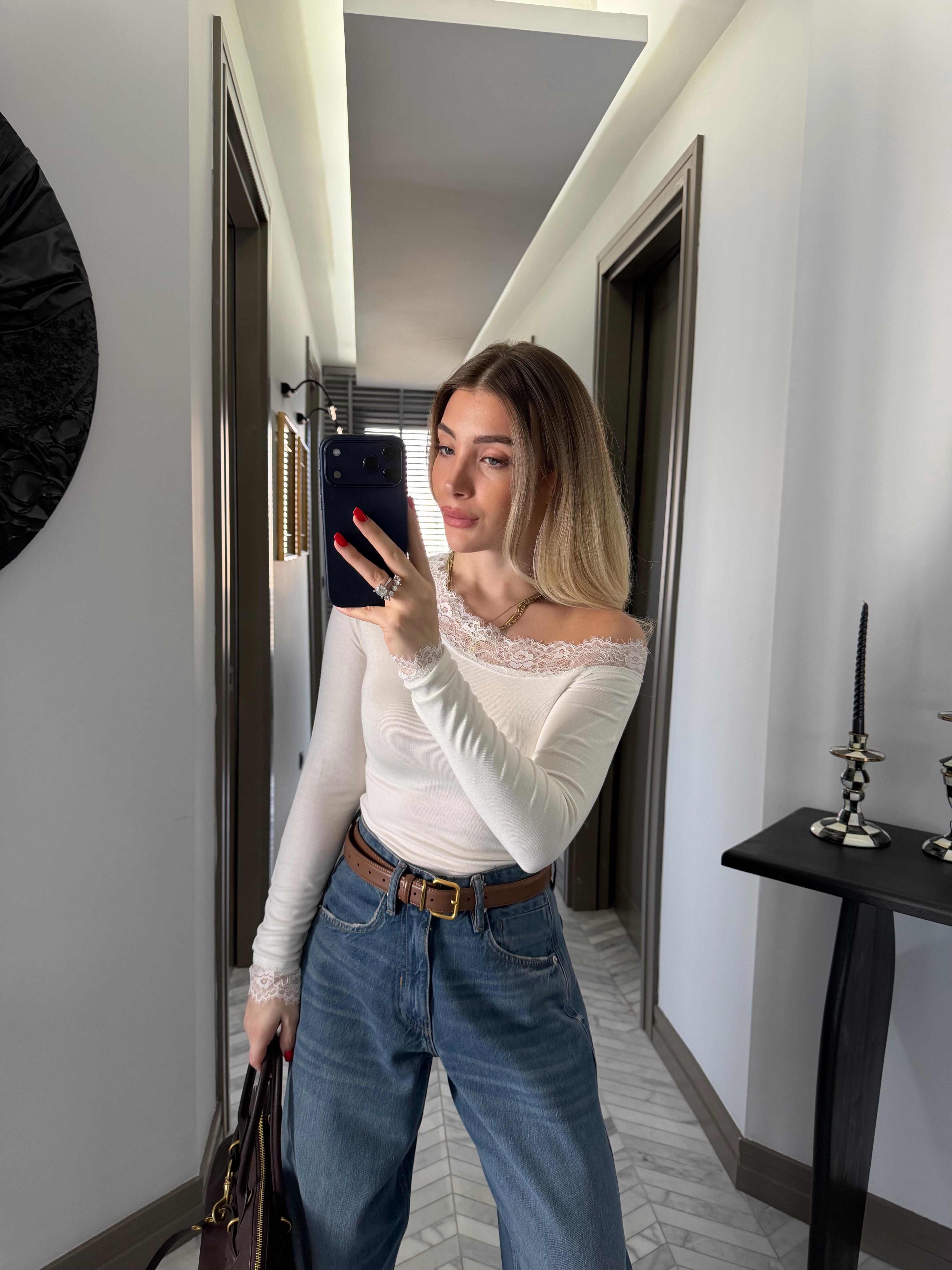 Açık Ekru Tek Omuz Açık Dantelli Bluz-1016