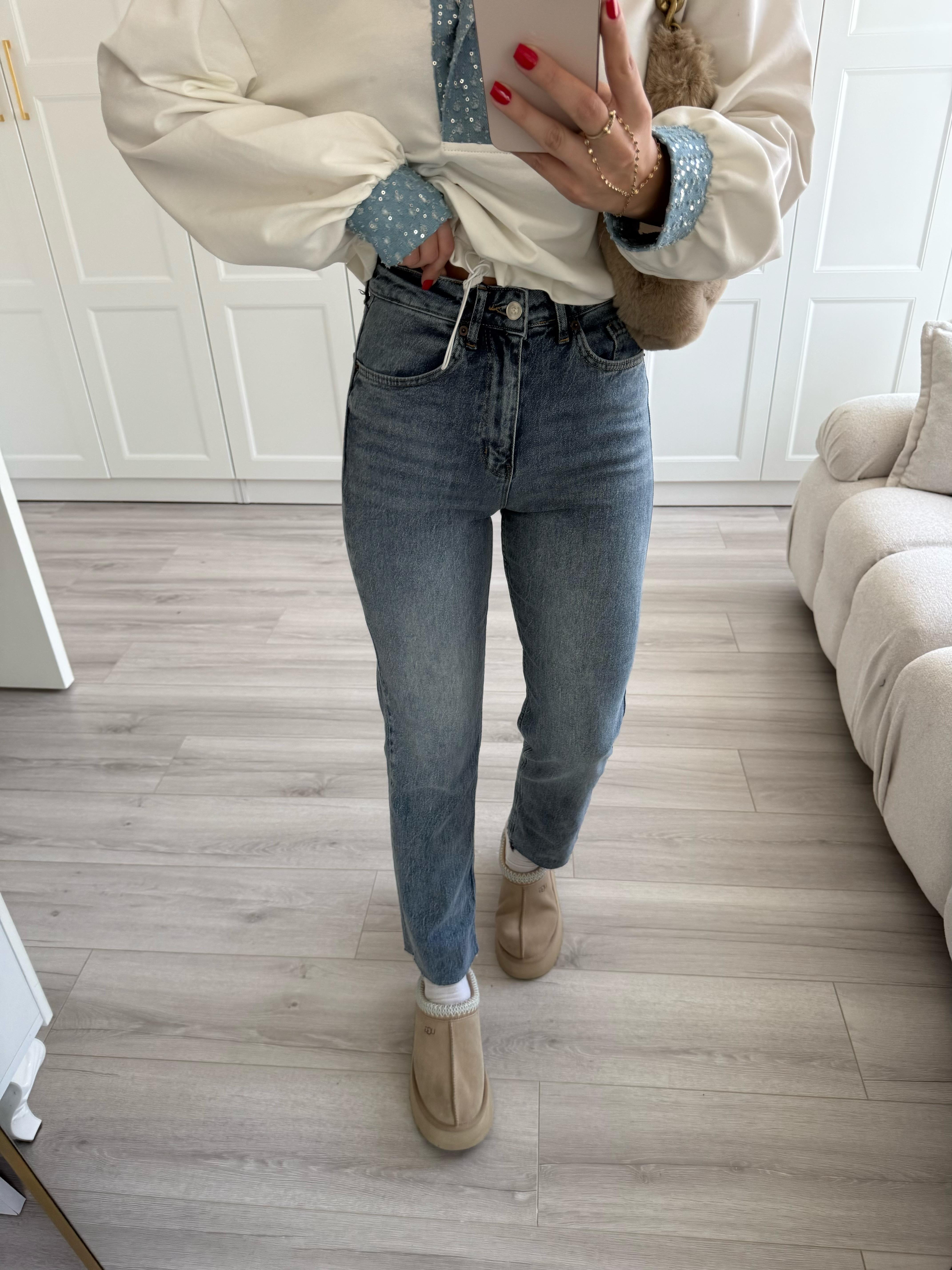 Açık İndigo Yıkamalı Kesik Paça Boyfit Jean -2402 