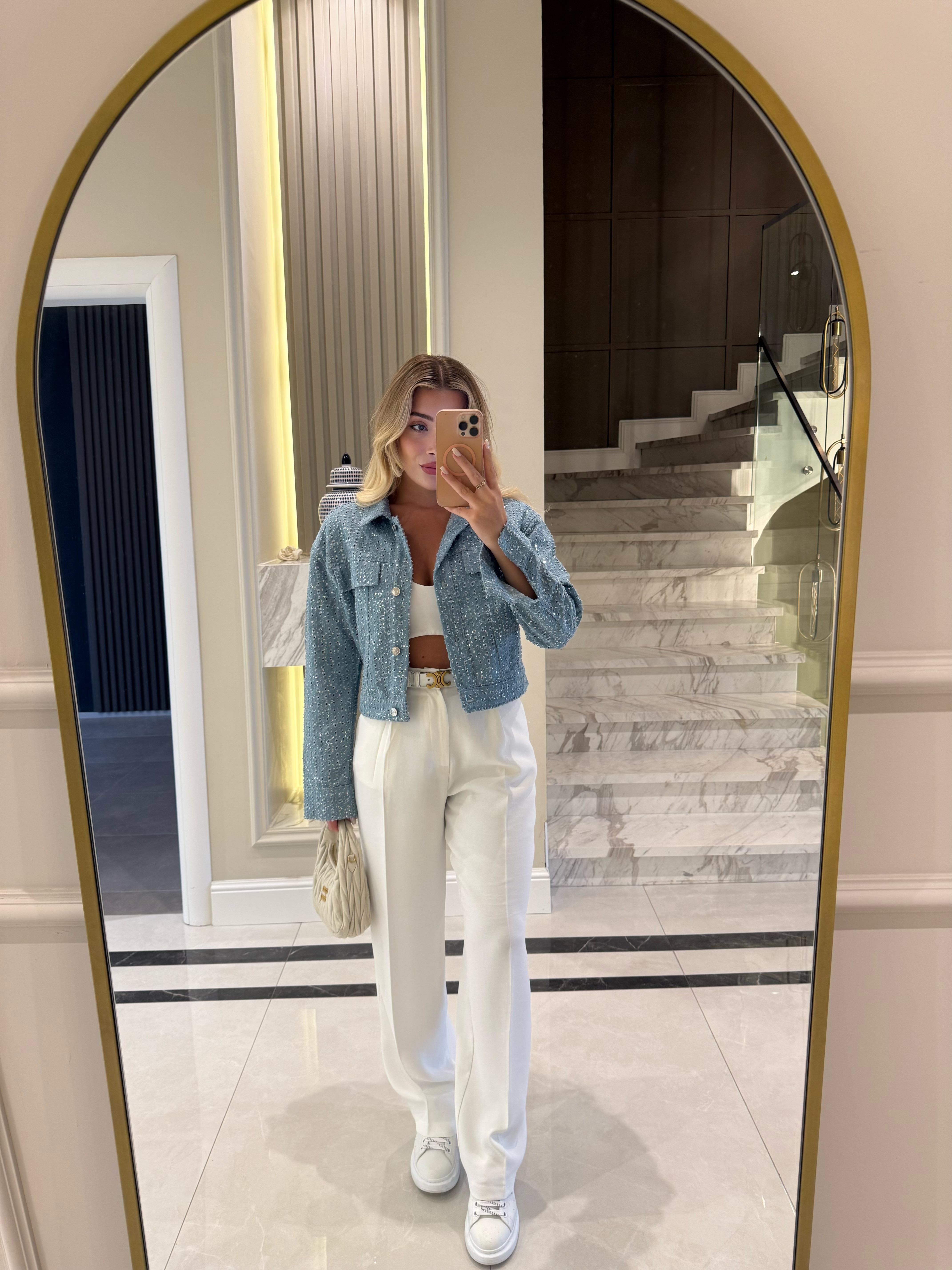 Açık Mavi Payetli Dokulu Denim Kısa Ceket