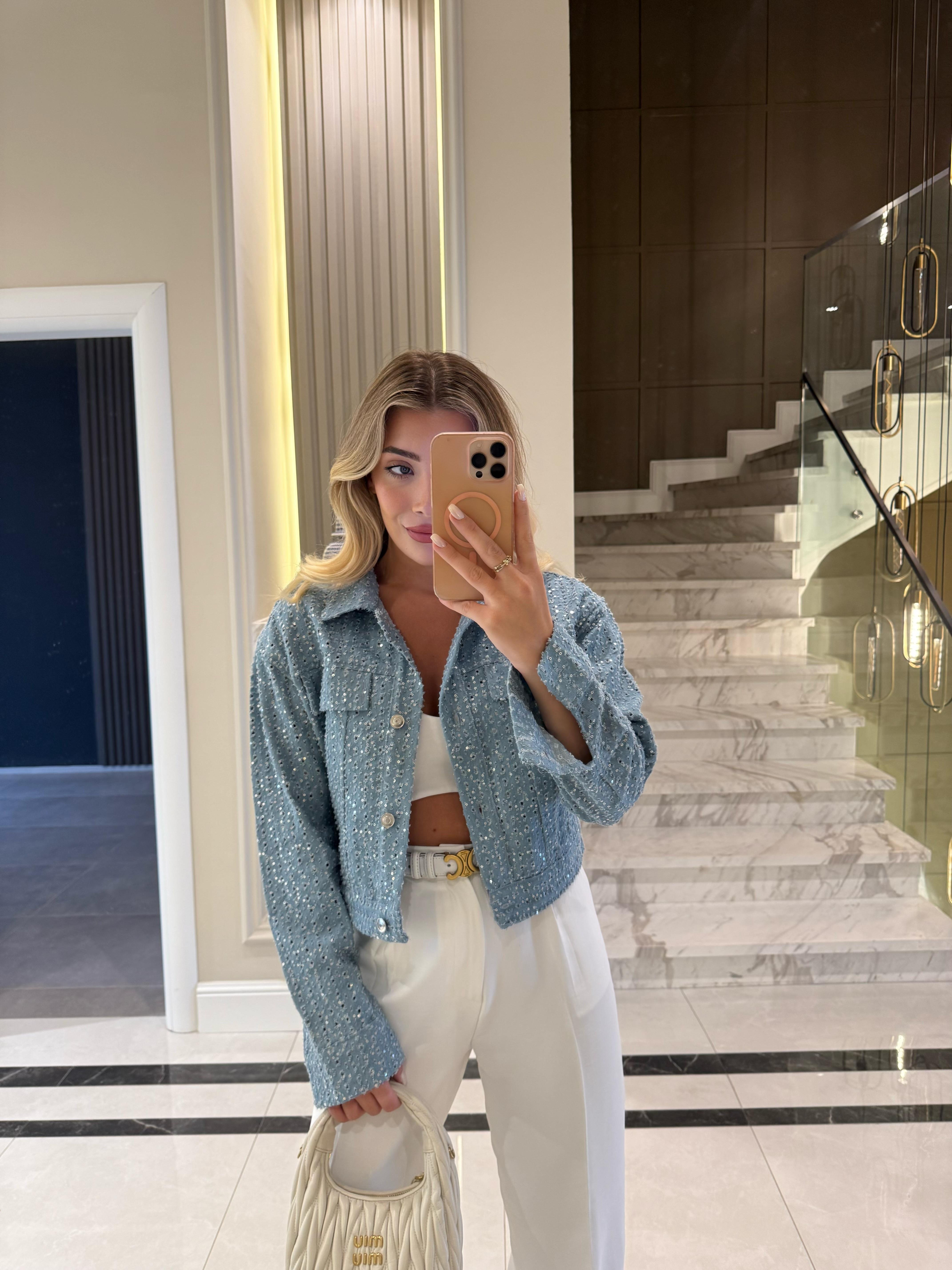 Açık Mavi Payetli Dokulu Denim Kısa Ceket