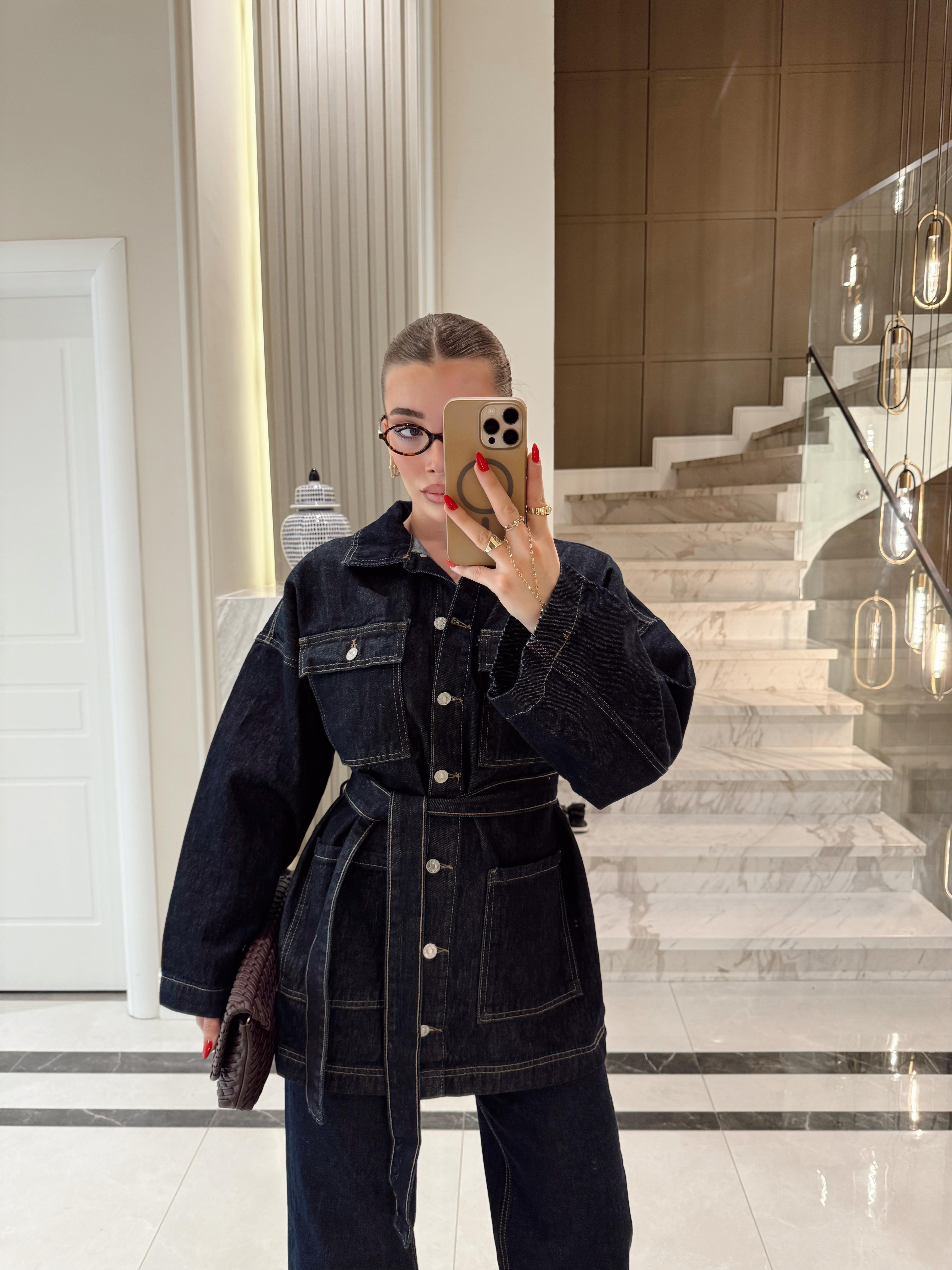 Belden Kuşaklı Lacivert Denim Ceket-Pantolon Takım