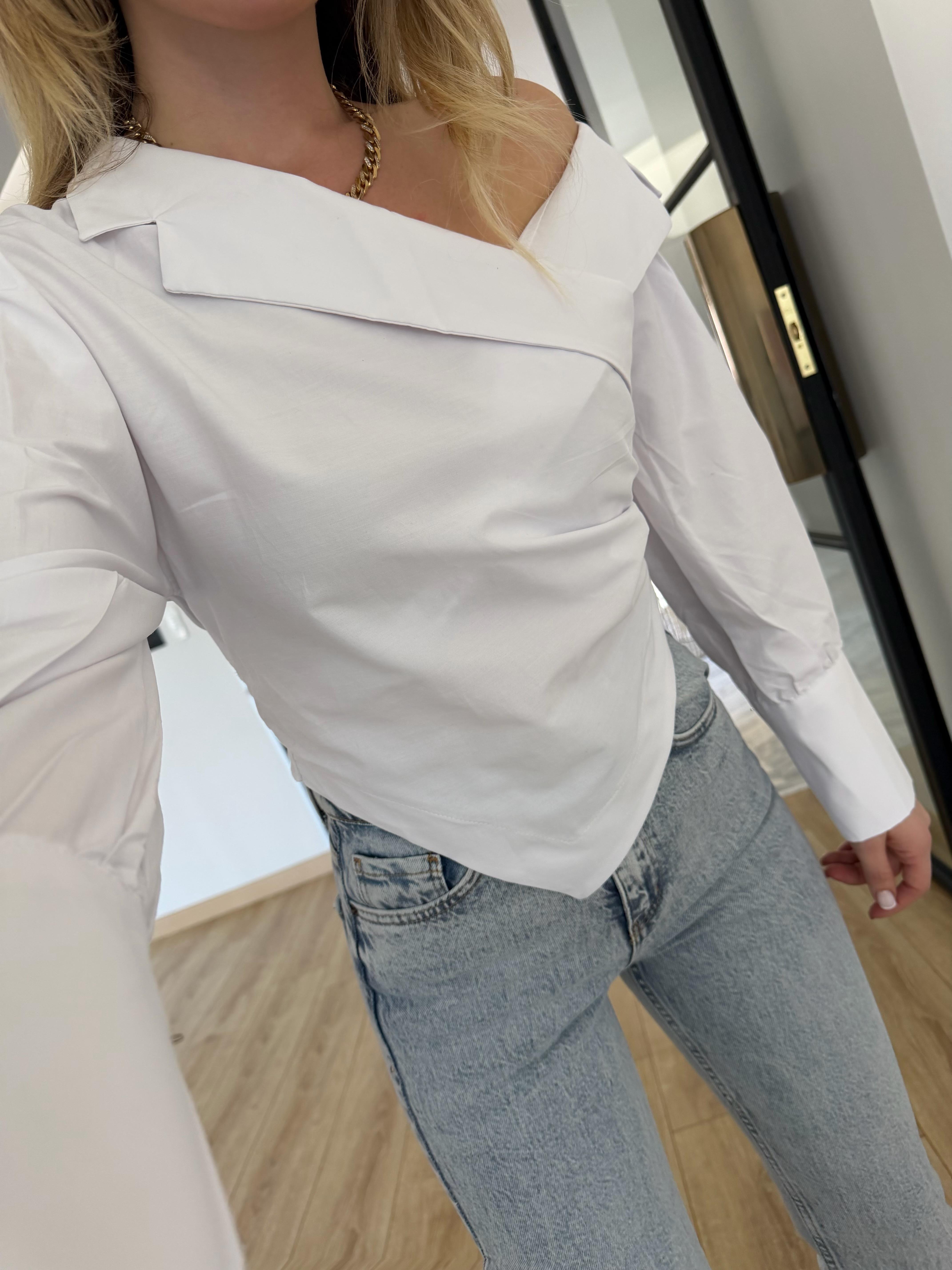 Beyaz Asimetrik Yakalı Gömlek-0317