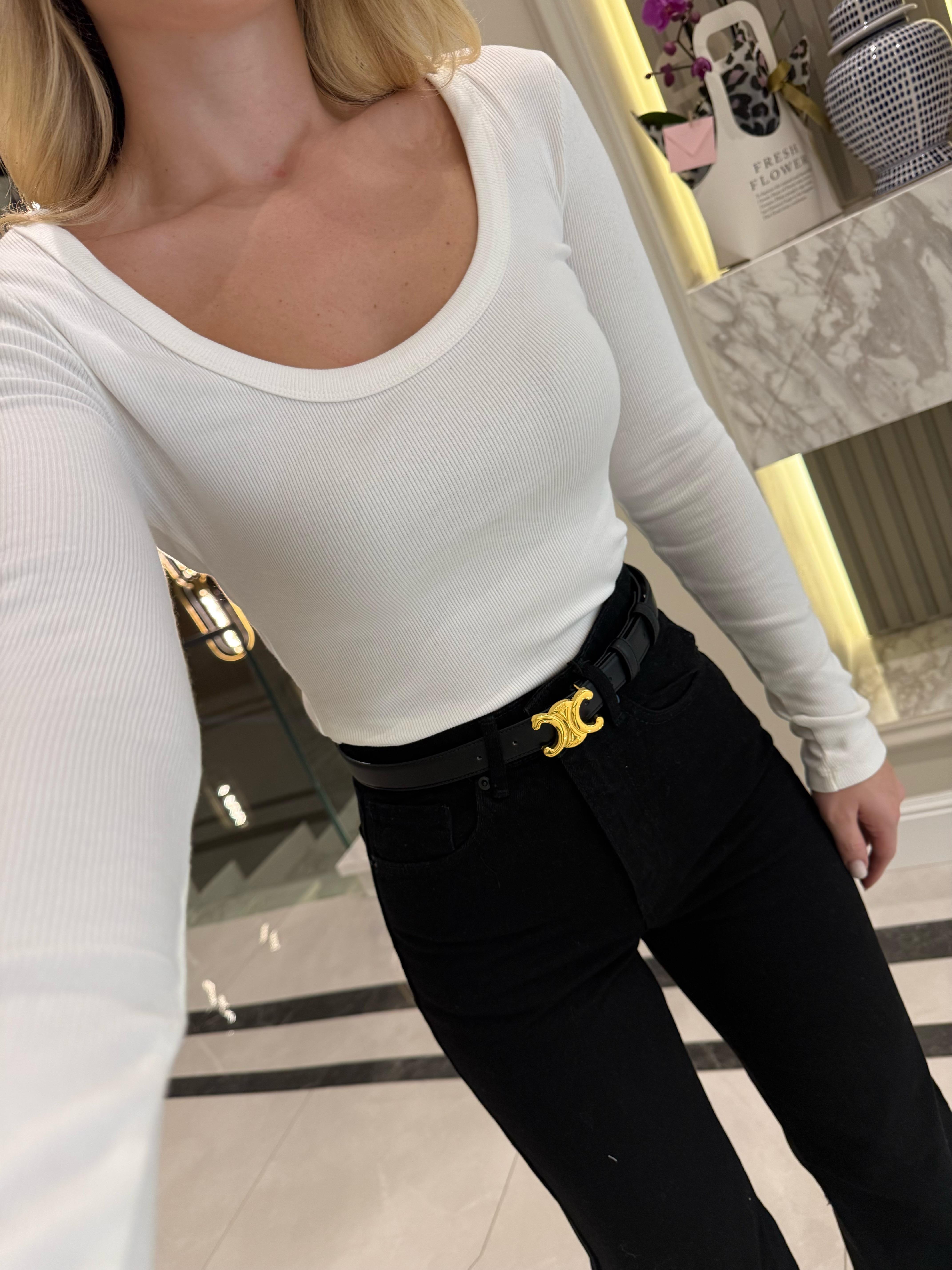 Beyaz Havuz Yaka Fitilli Triko Body