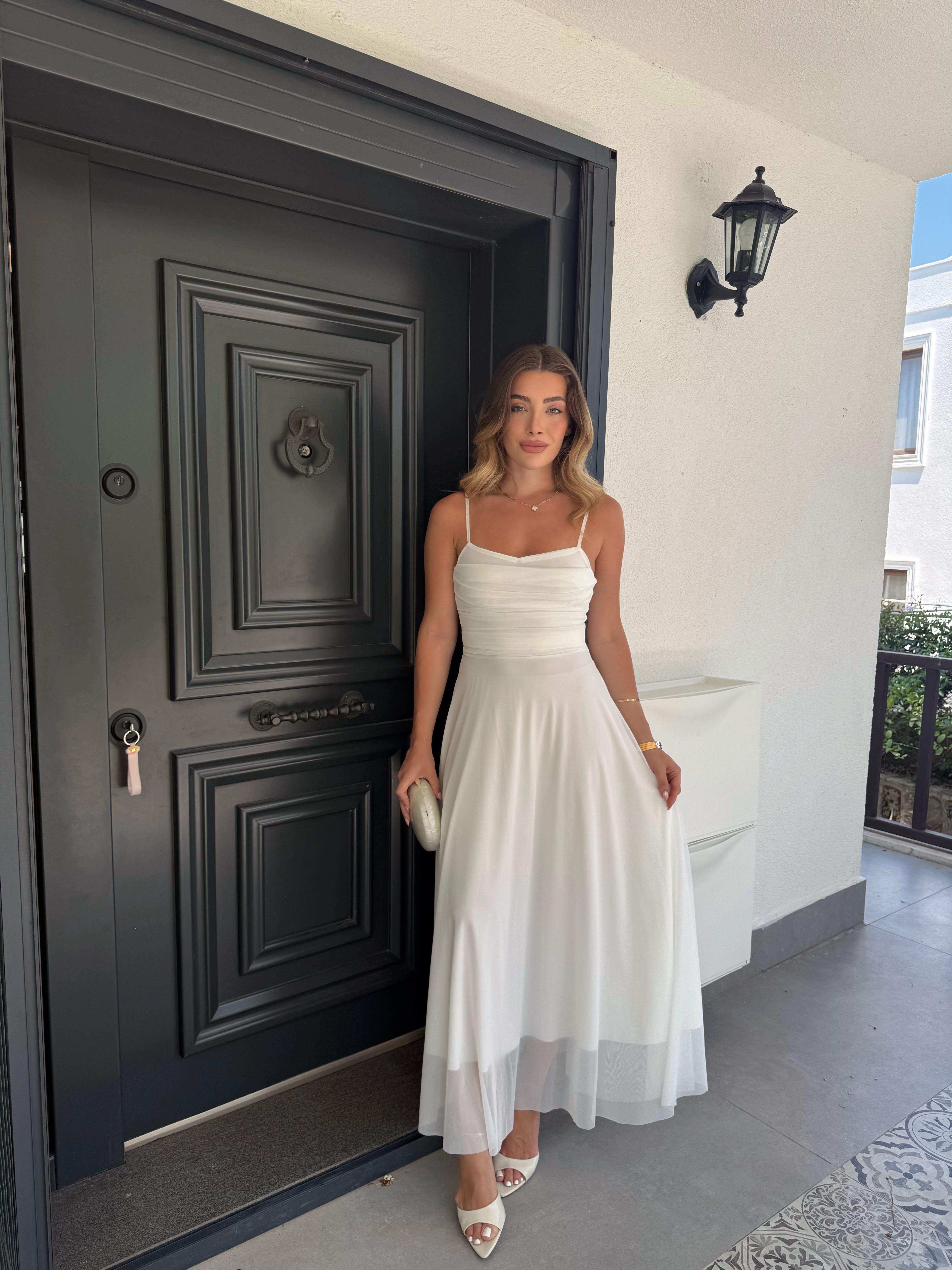 Beyaz  Daisy İp Askılı  Drapeli Maxi Boy Elbise