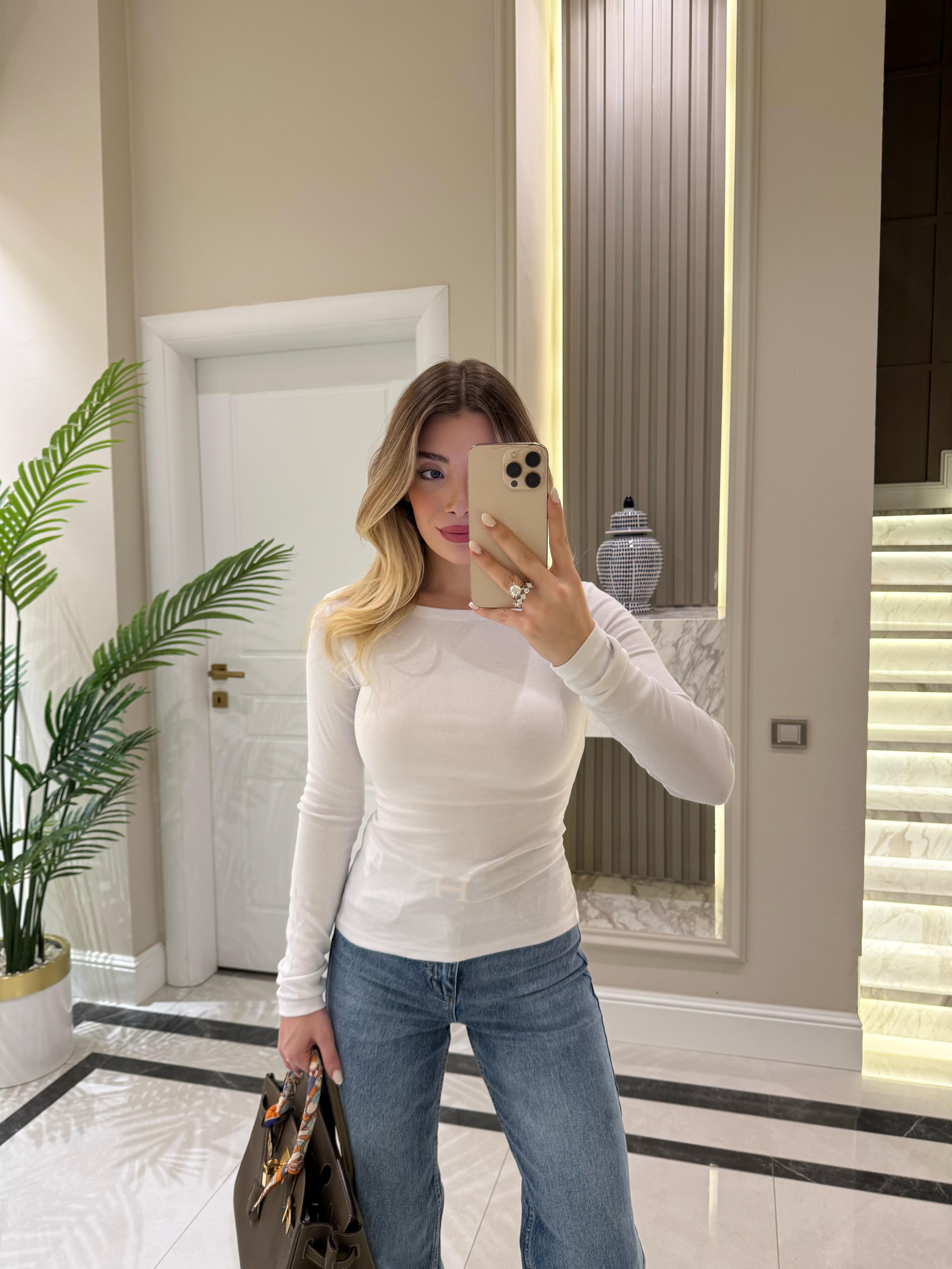 Beyaz Kayık Yaka Uzun Kollu Top 31332