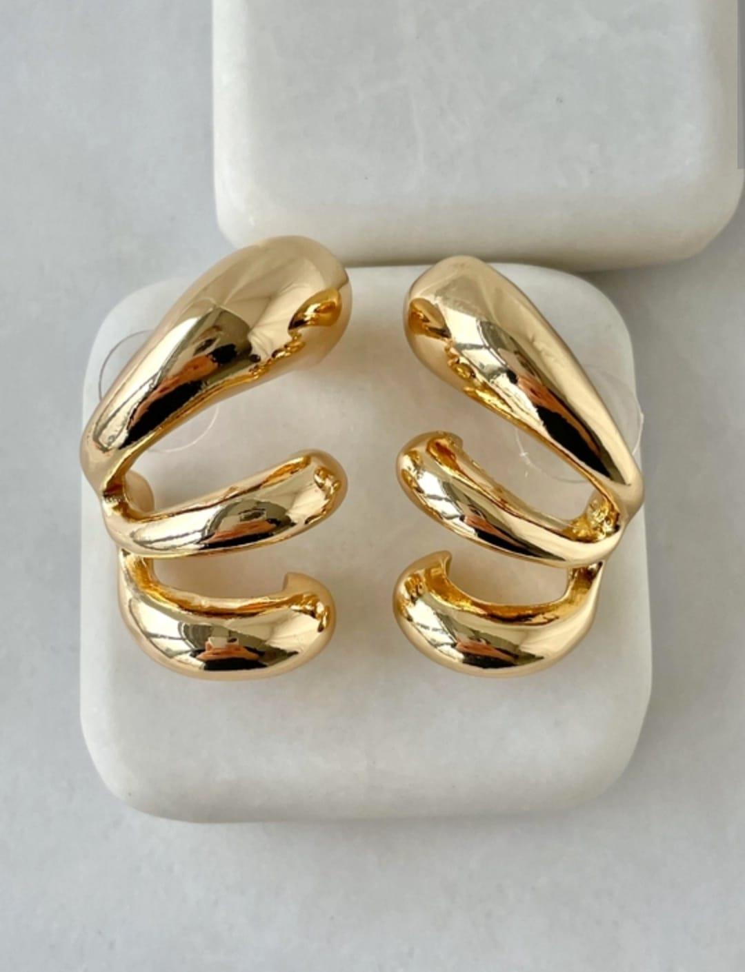 Çoklu Görünümlü Gold Bomb Küpe 