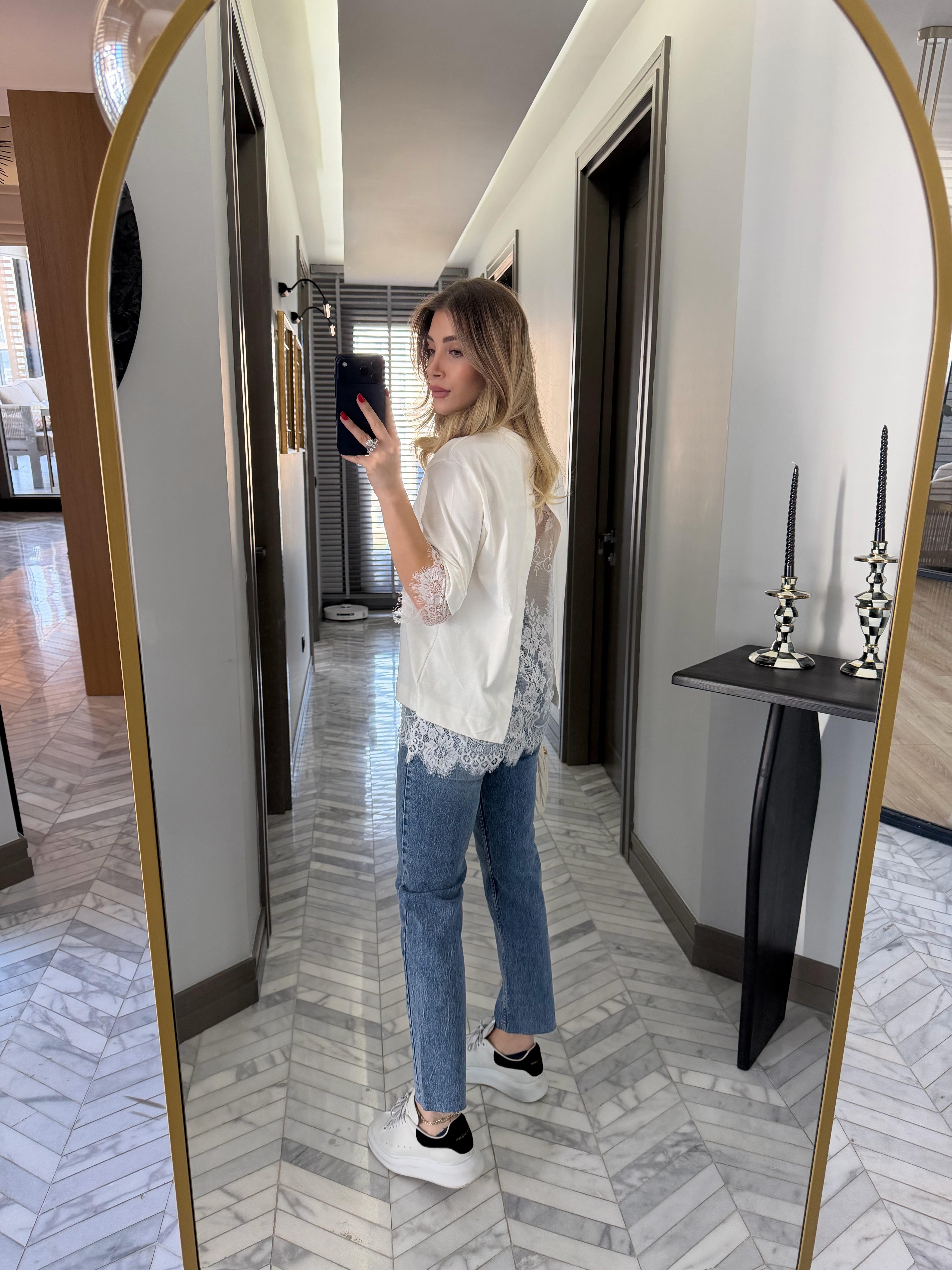 Ekru Dantel Detaylı Tasarım Bluz-4120