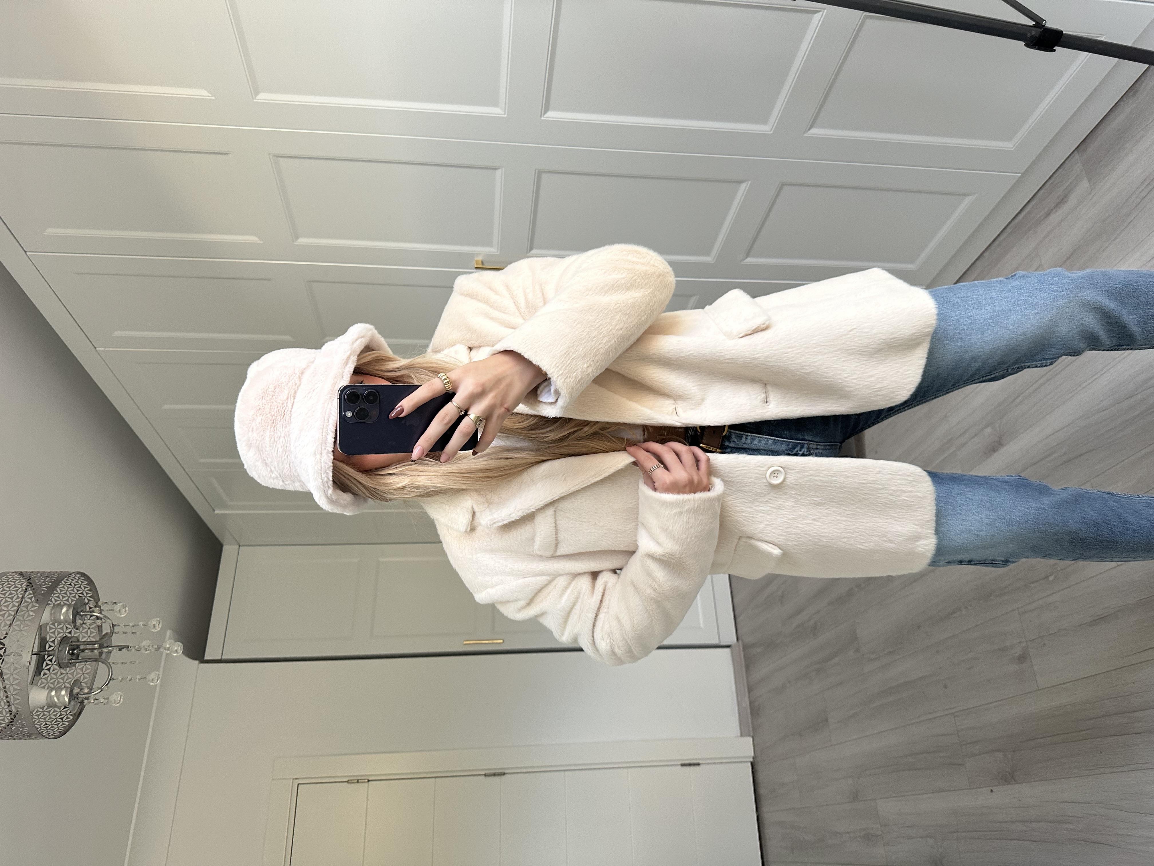Ekru Kürk Dokulu Blazer Ceket