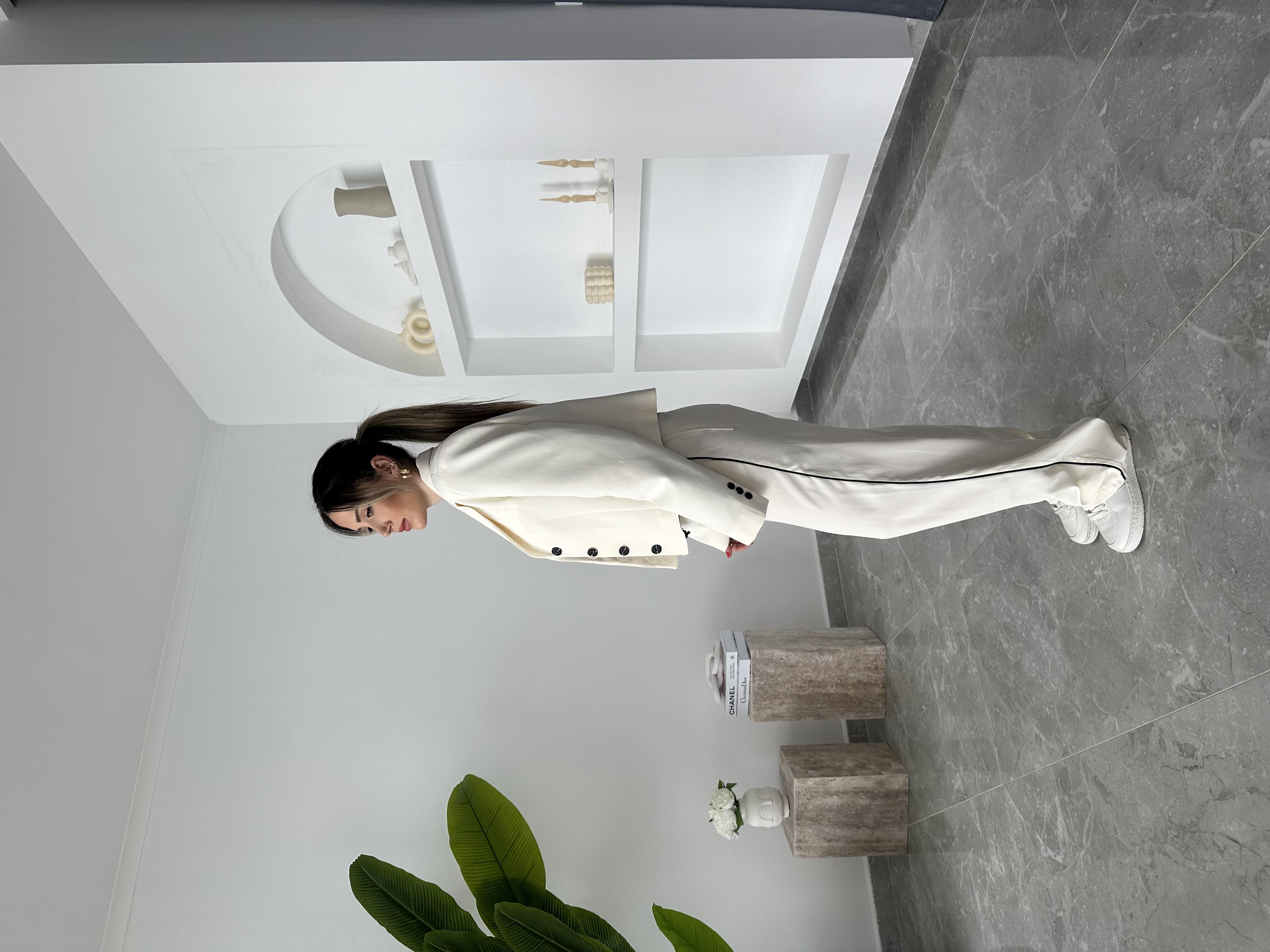 Ekru Premium Kalite Özel Seri Ceketli İkili Takım