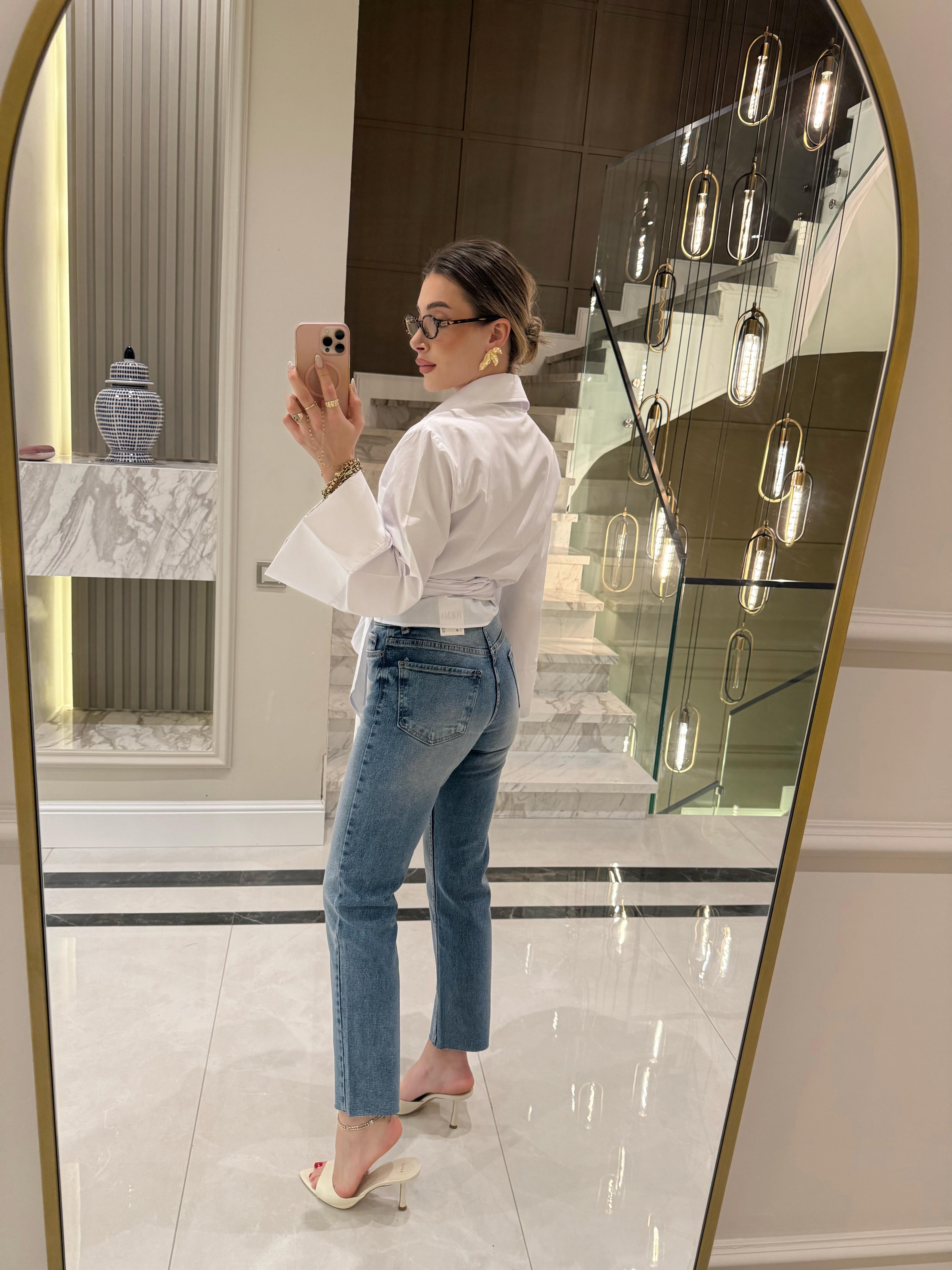 FW- Beyaz  Belden Bağlamalı Crop Gömlek
