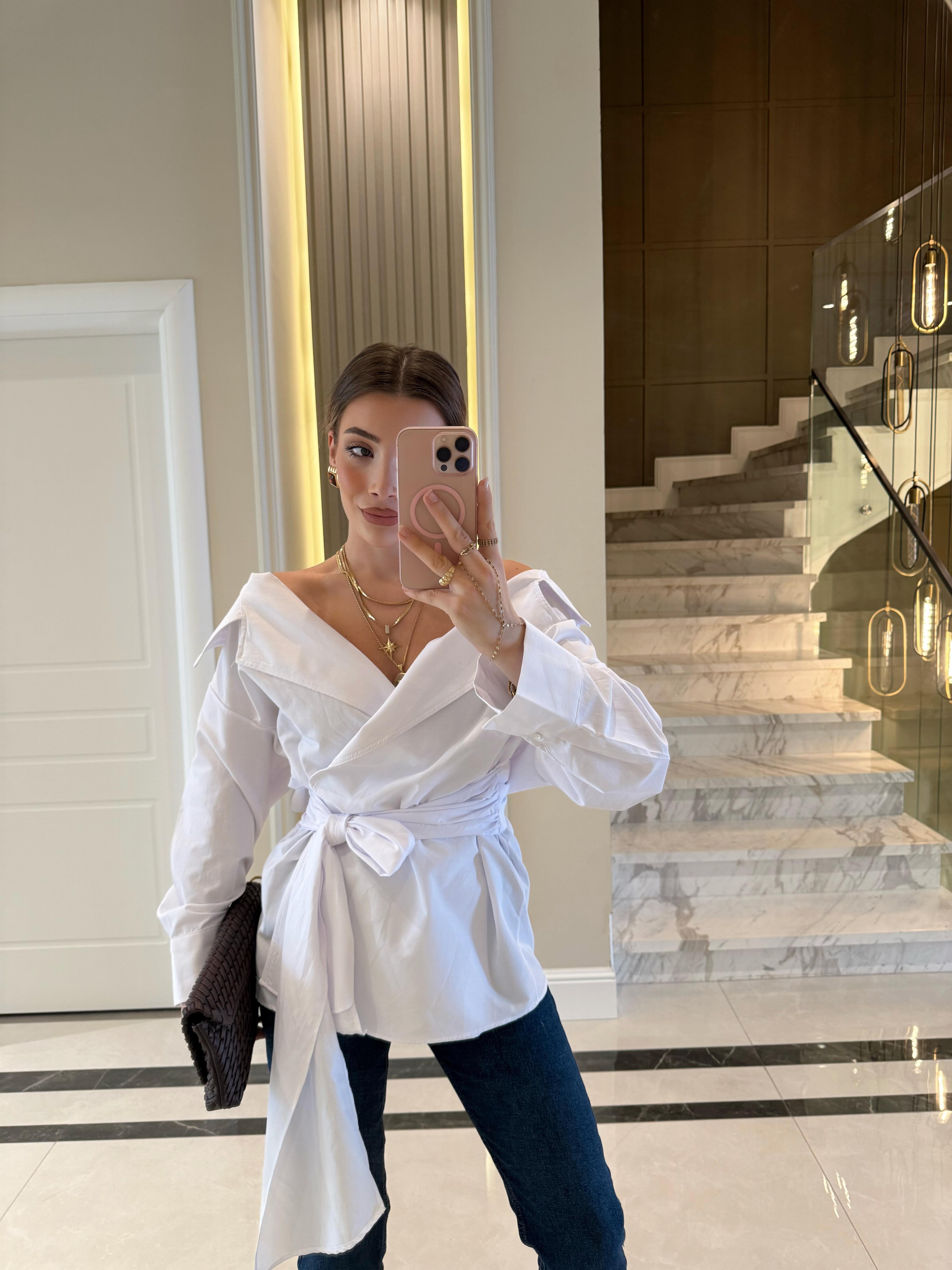 FW- Beyaz Önü Bağlamalı Poplin Gömlek