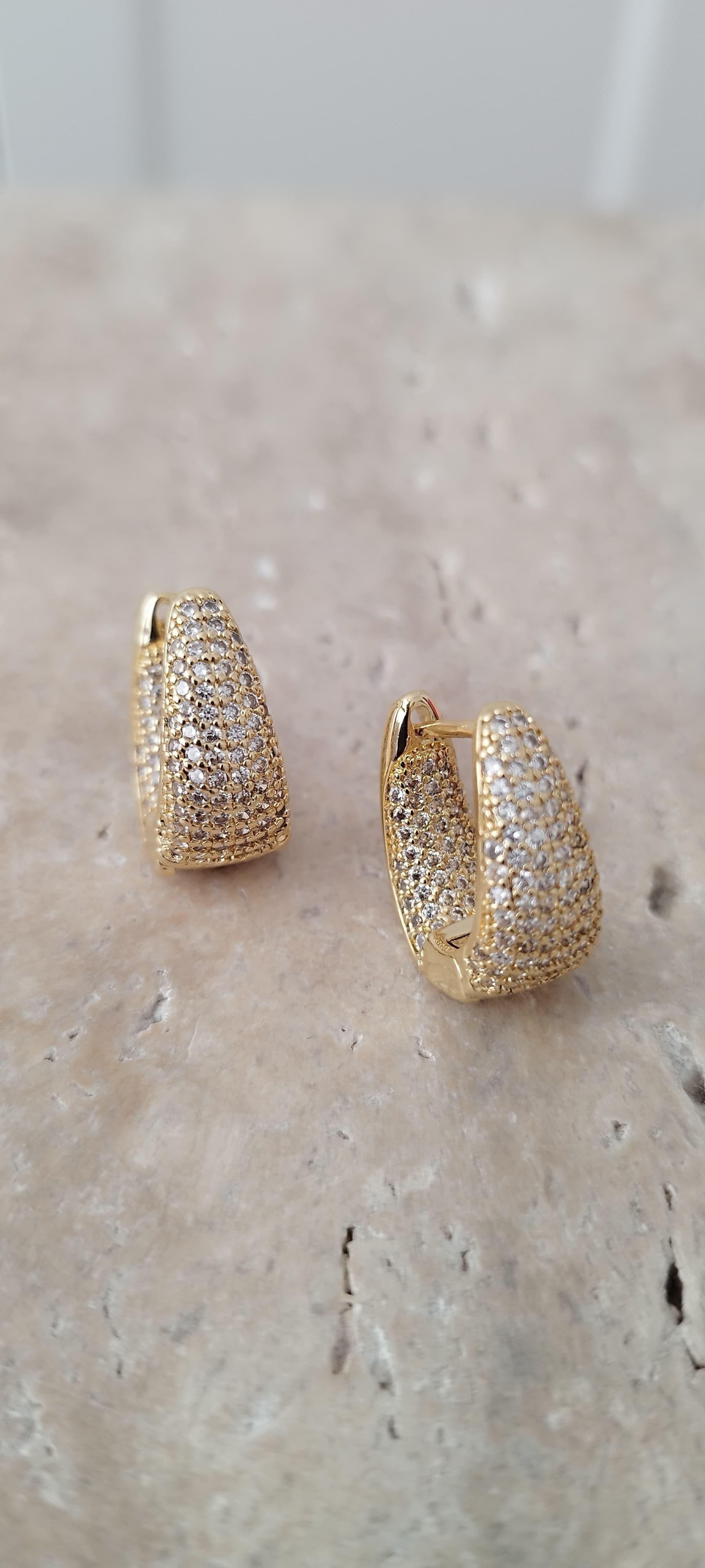 Gold Full Taşlı Vintage Küpe 