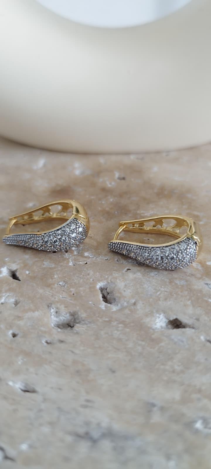 Gold-Gümüş Taş Detaylı Küpe
