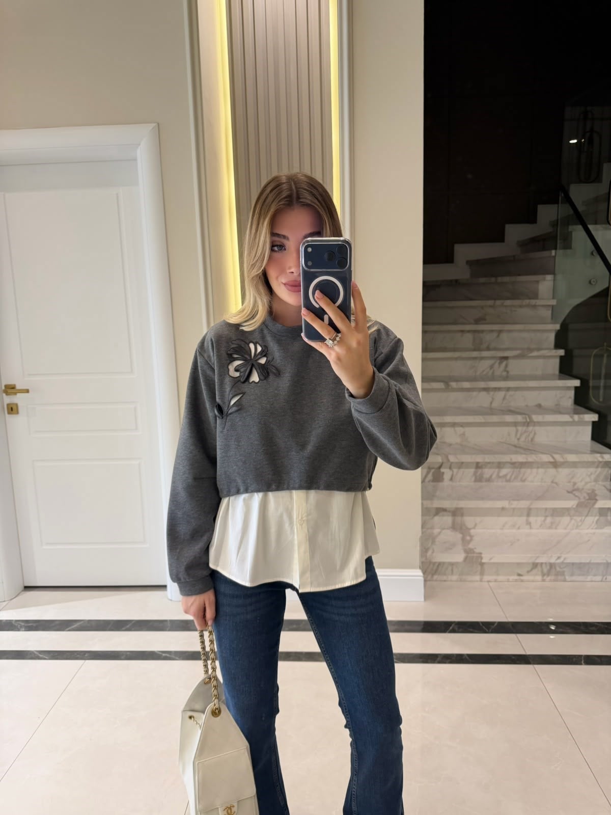 Gri Nakışlı Gömlek Detaylı Sweatshirt