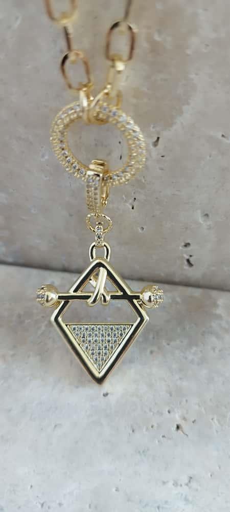 İltus Taşlı Gold  Kolye
