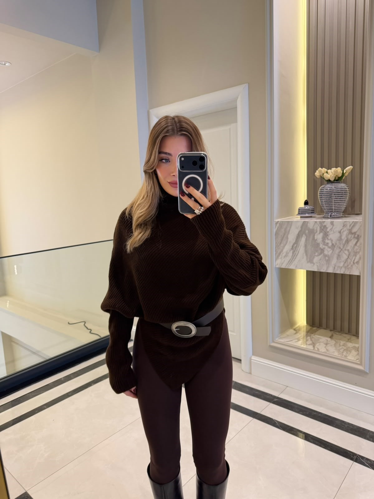Kahve Kemerli Boğazlı Triko Kazak-0785