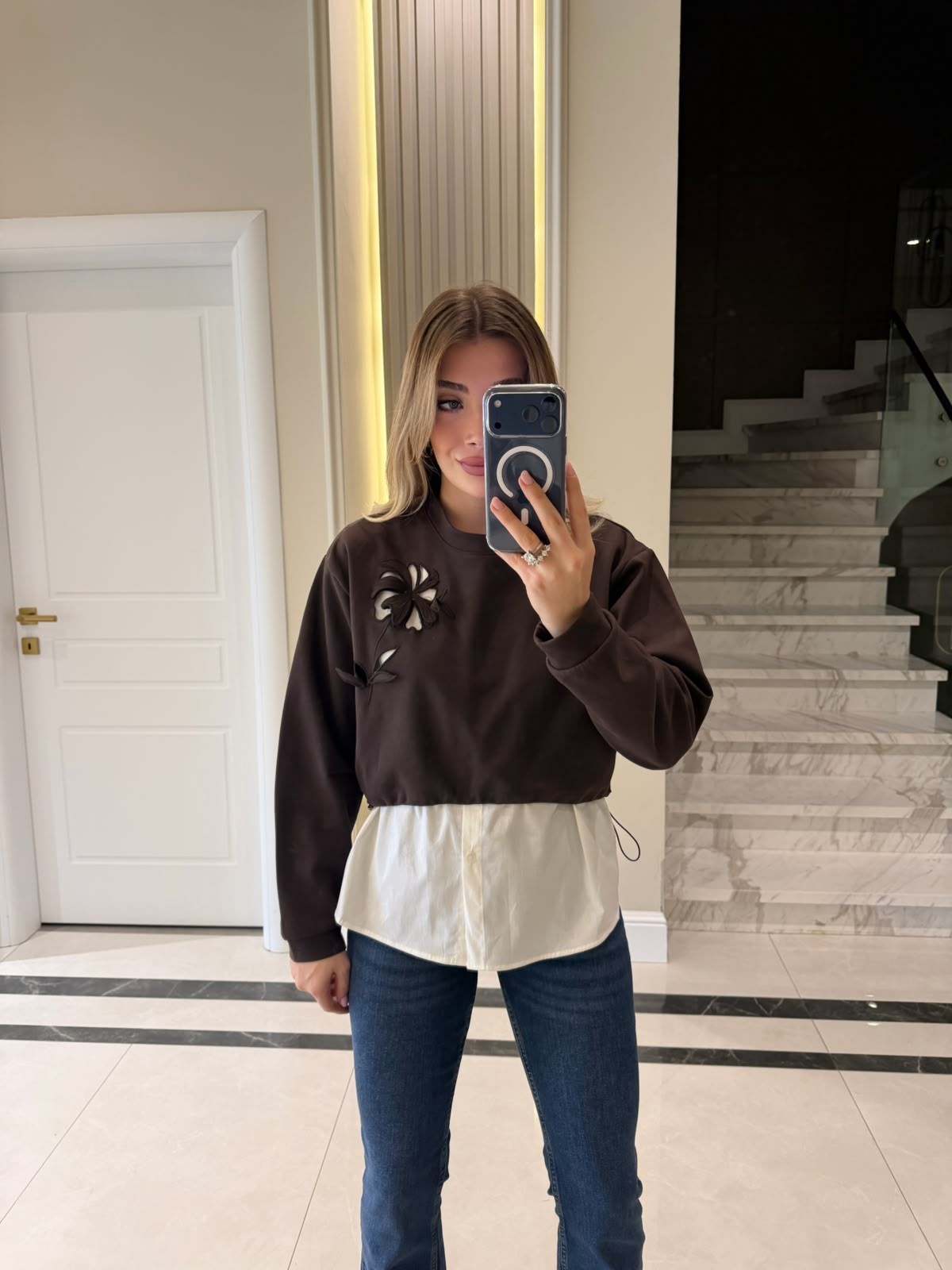 Kahve Nakışlı  Gömlek Detaylı Sweatshirt