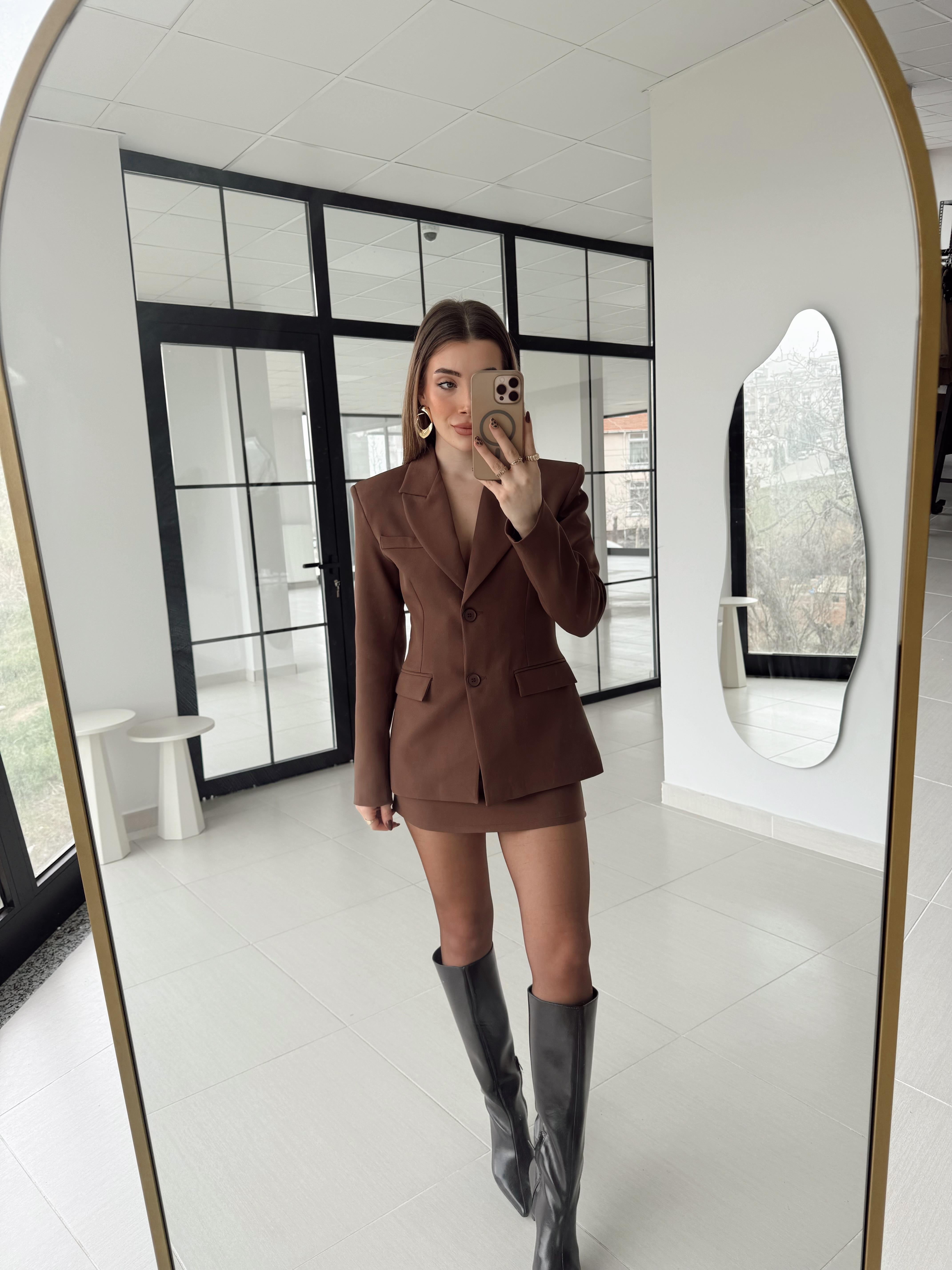Kahve Rengi Blazer Ceket-Etek Takım 