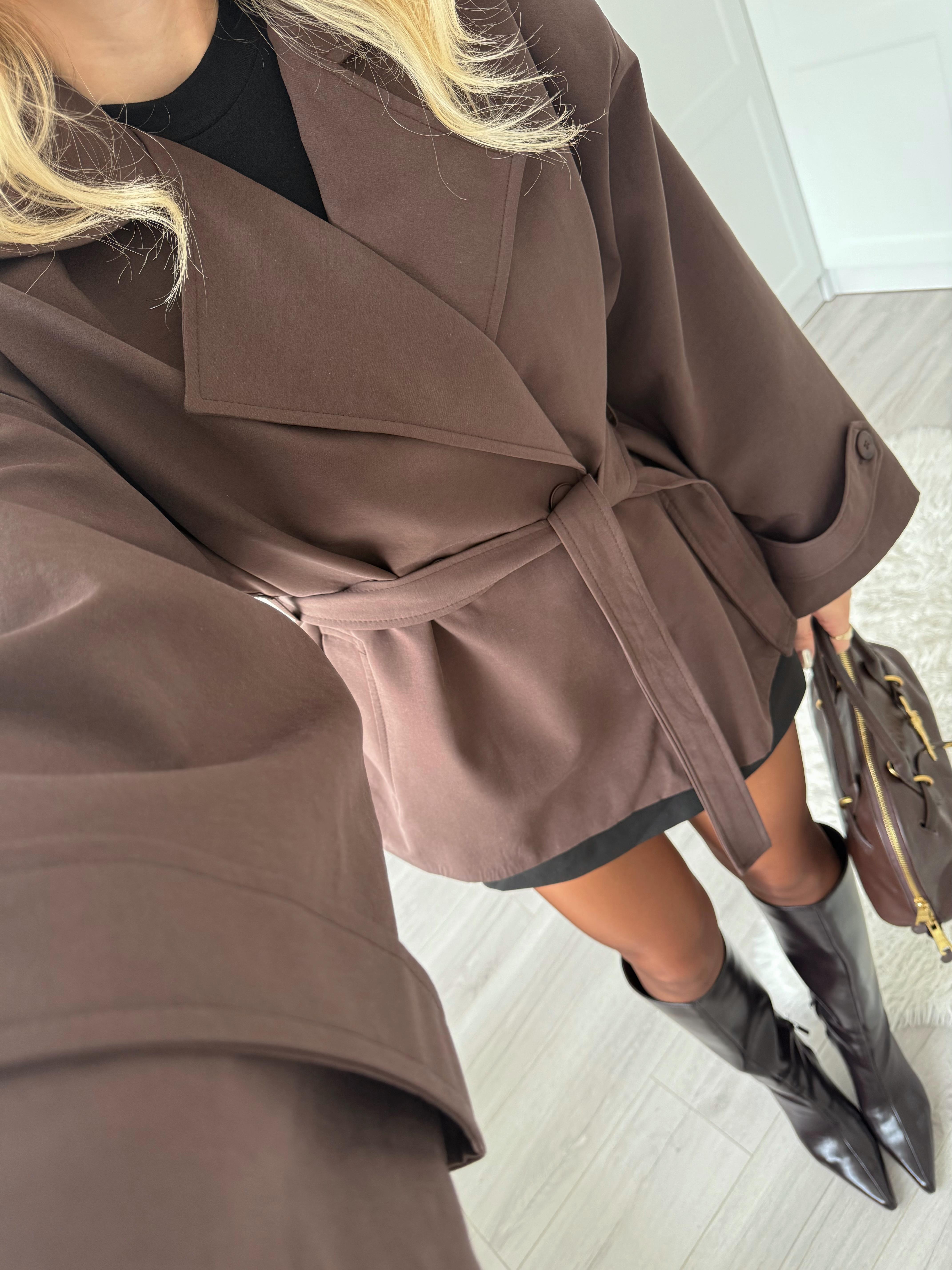 Kahve Rengi Kısa Trenç -9609