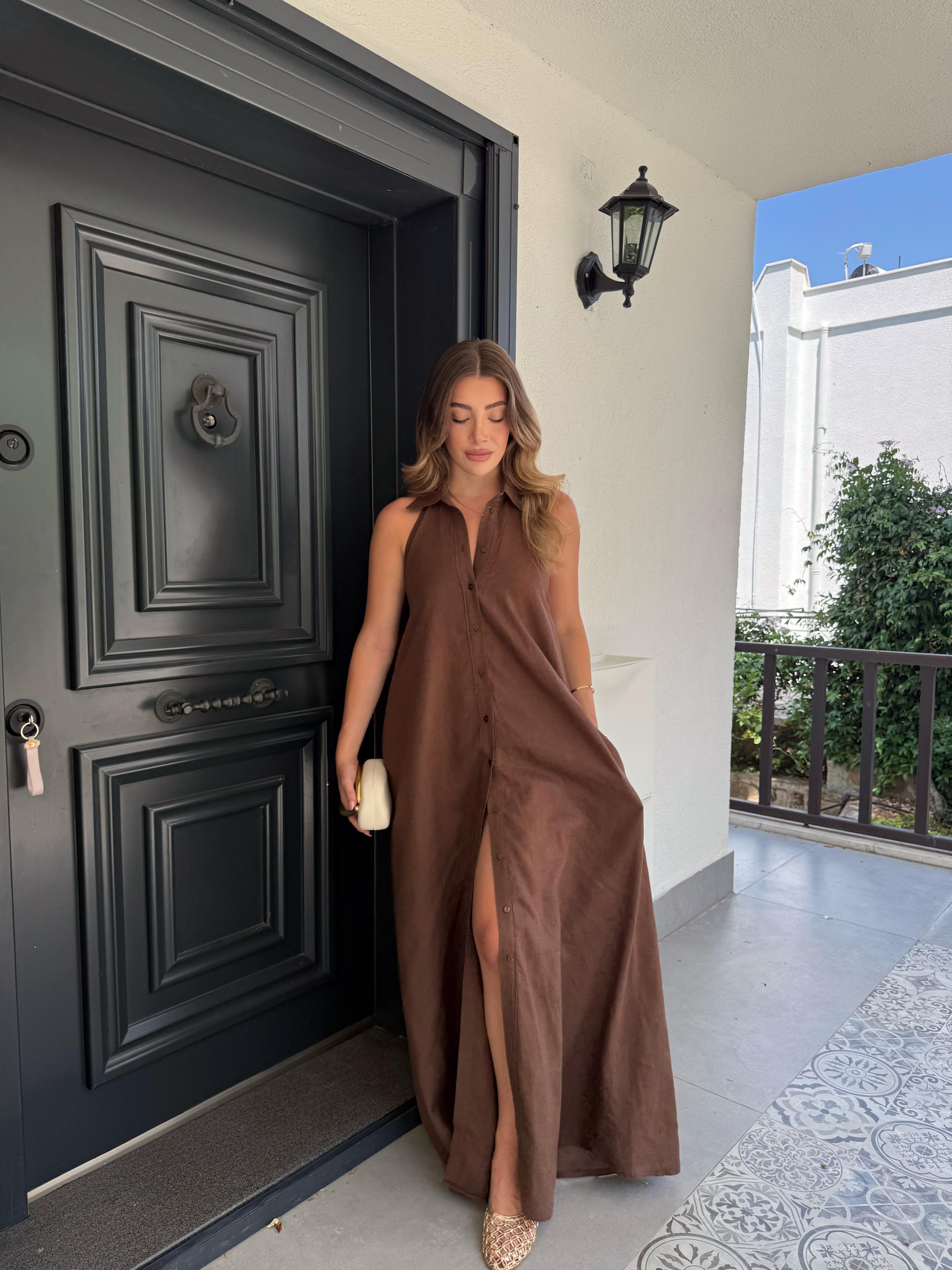 Kahve Rengi Polo Yakalı Sıfır Kol Gömlek Elbise 