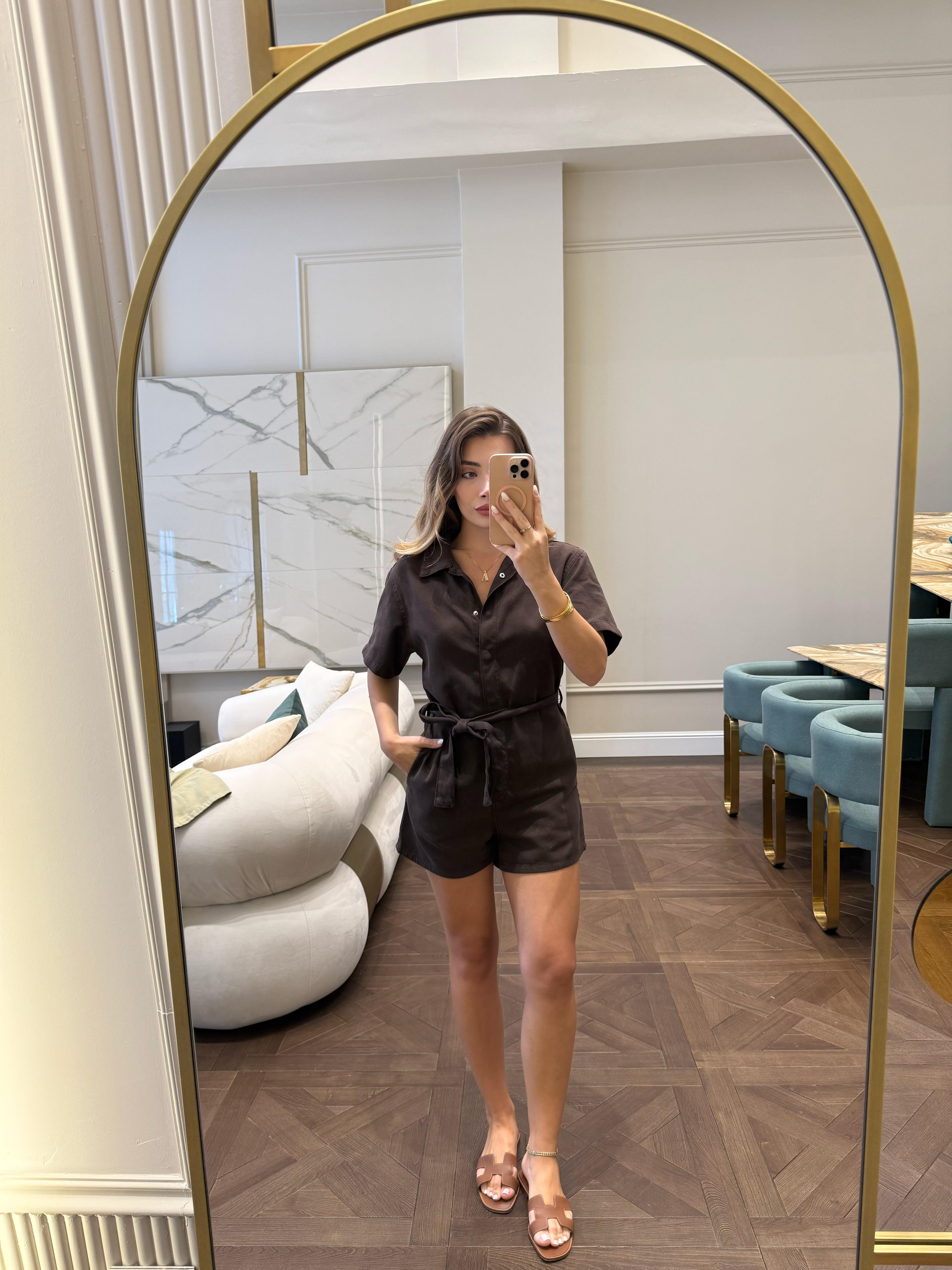 Kahverengi Kuşaklı Şortlu Tulum -72028