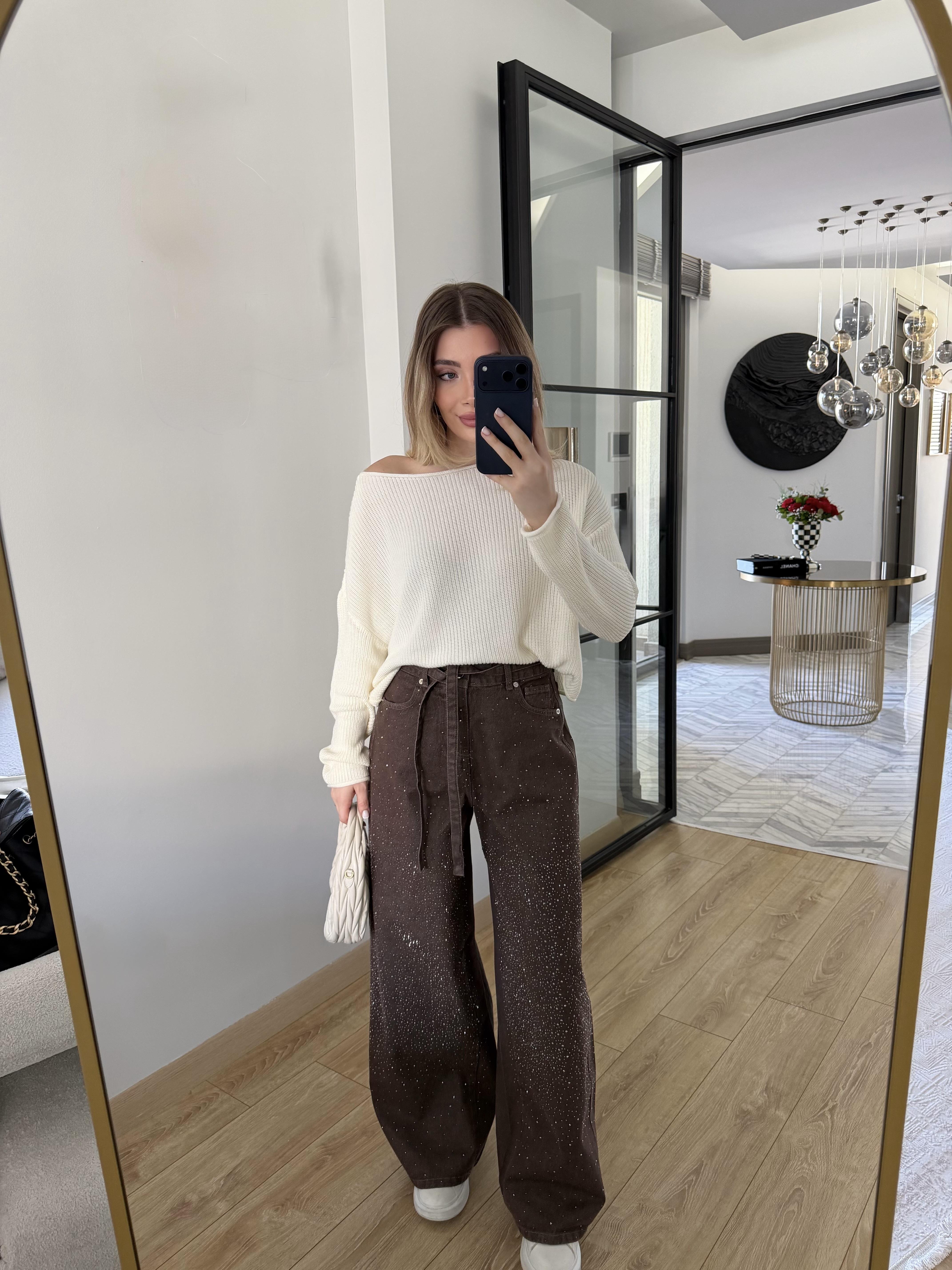 Kahverengi Önü Taşlı Denim Pantolon