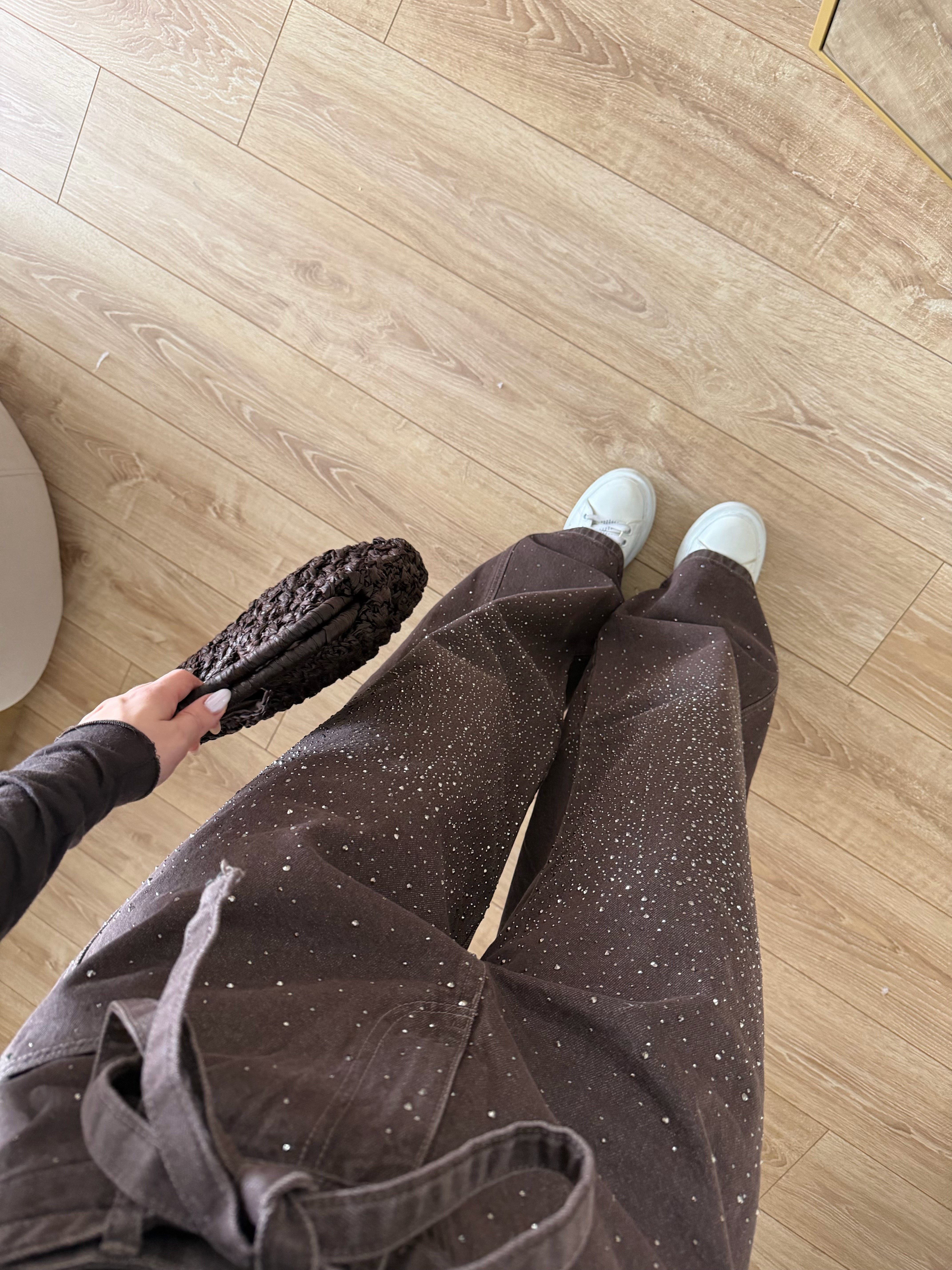 Kahverengi Önü Taşlı Denim Pantolon
