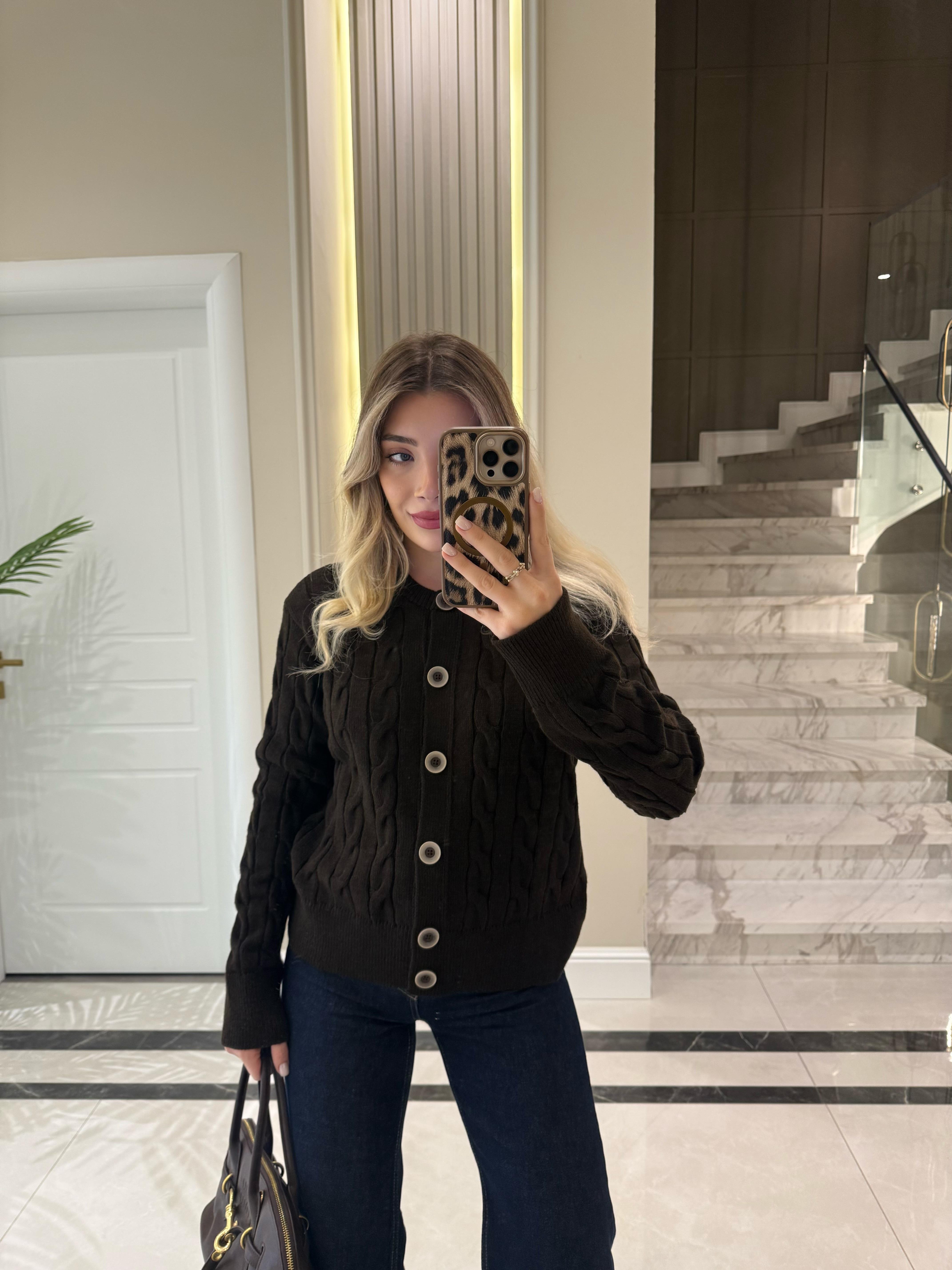 Koyu Kahve Saç Örgülü Düğmeli Hırka-1030