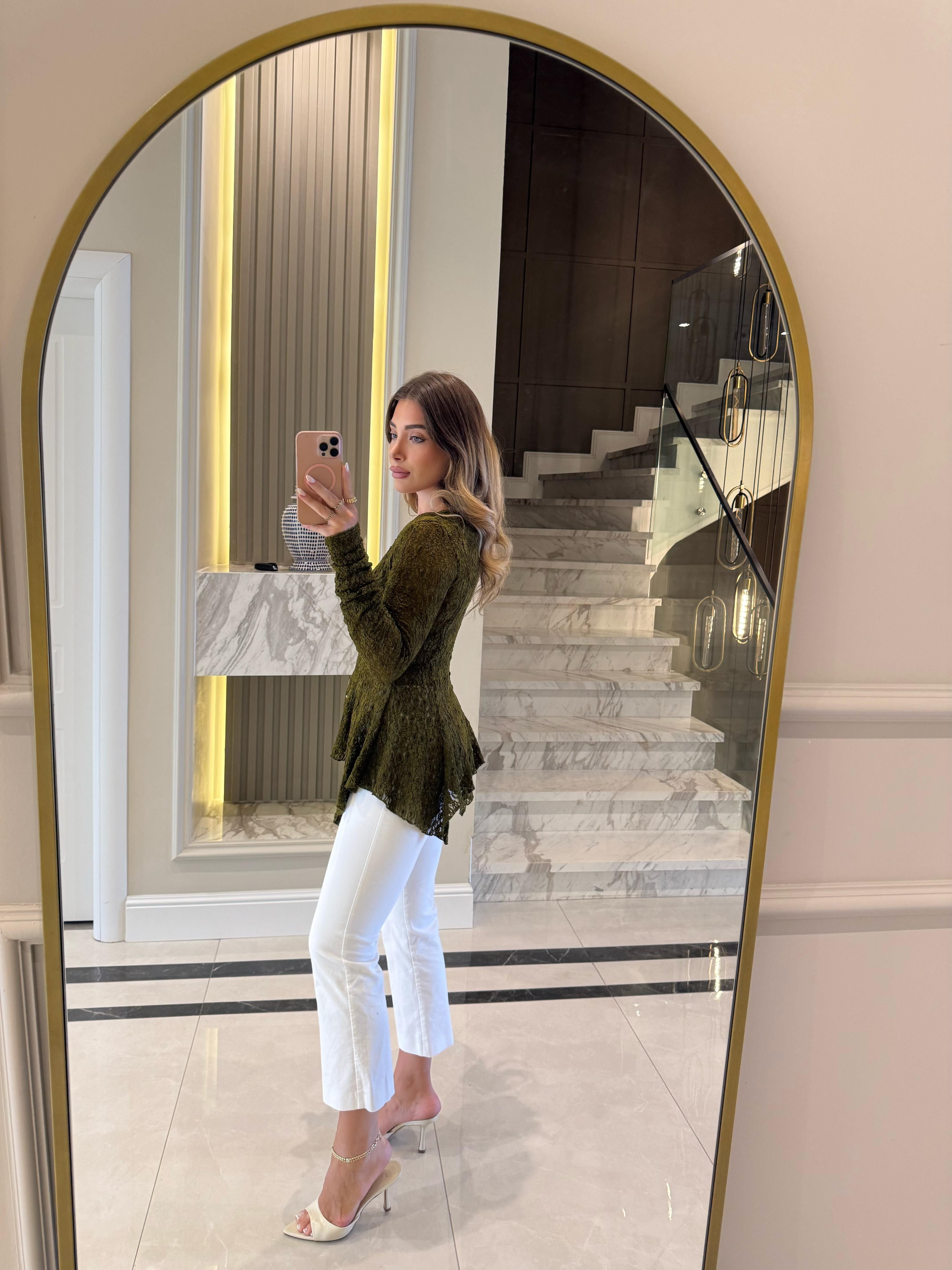 Koyu Yağ Yeşili  Düğmeli Peplum Dantel Hırka
