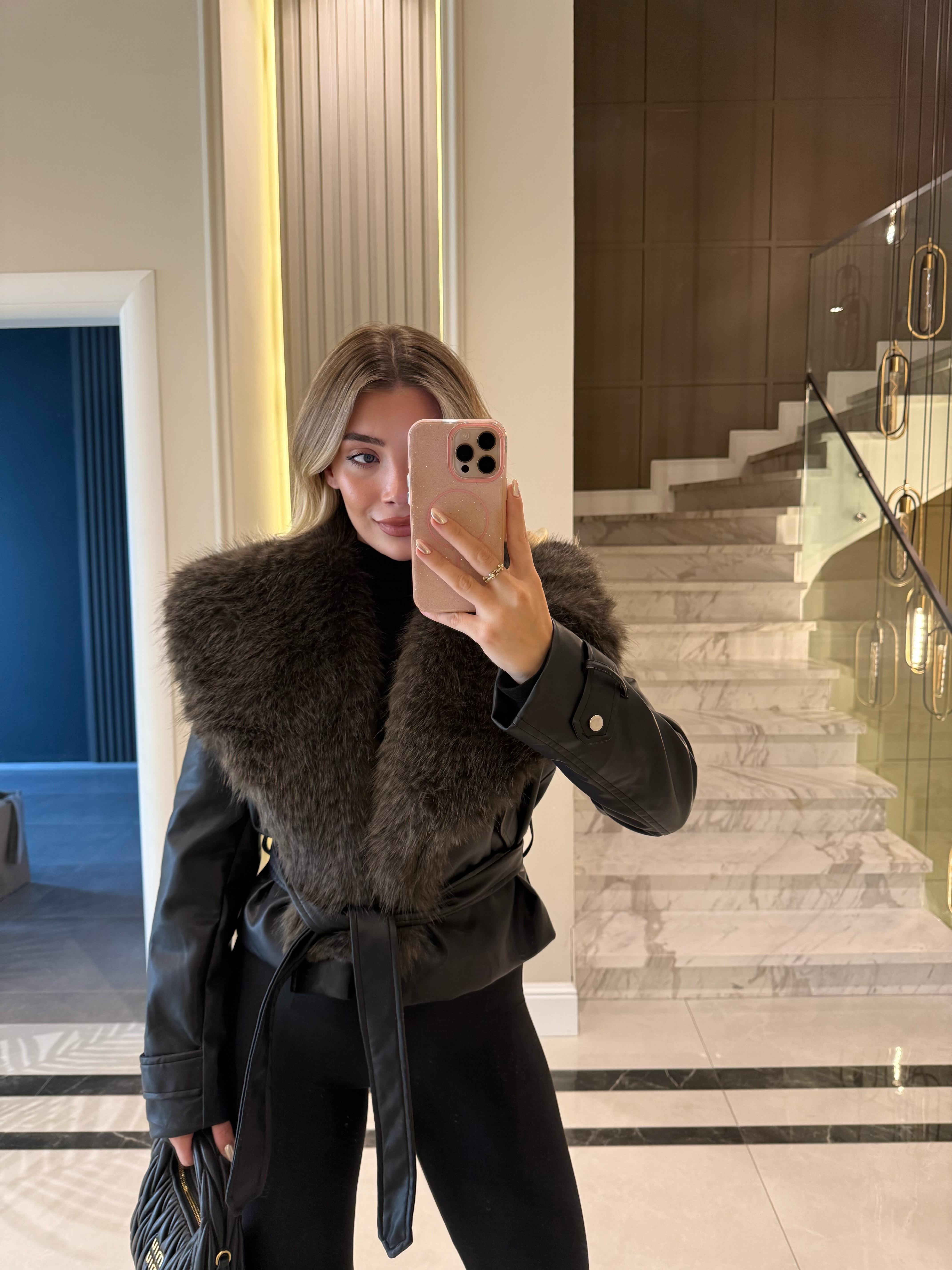 Kürk Yaka Detaylı Deri Ceket 