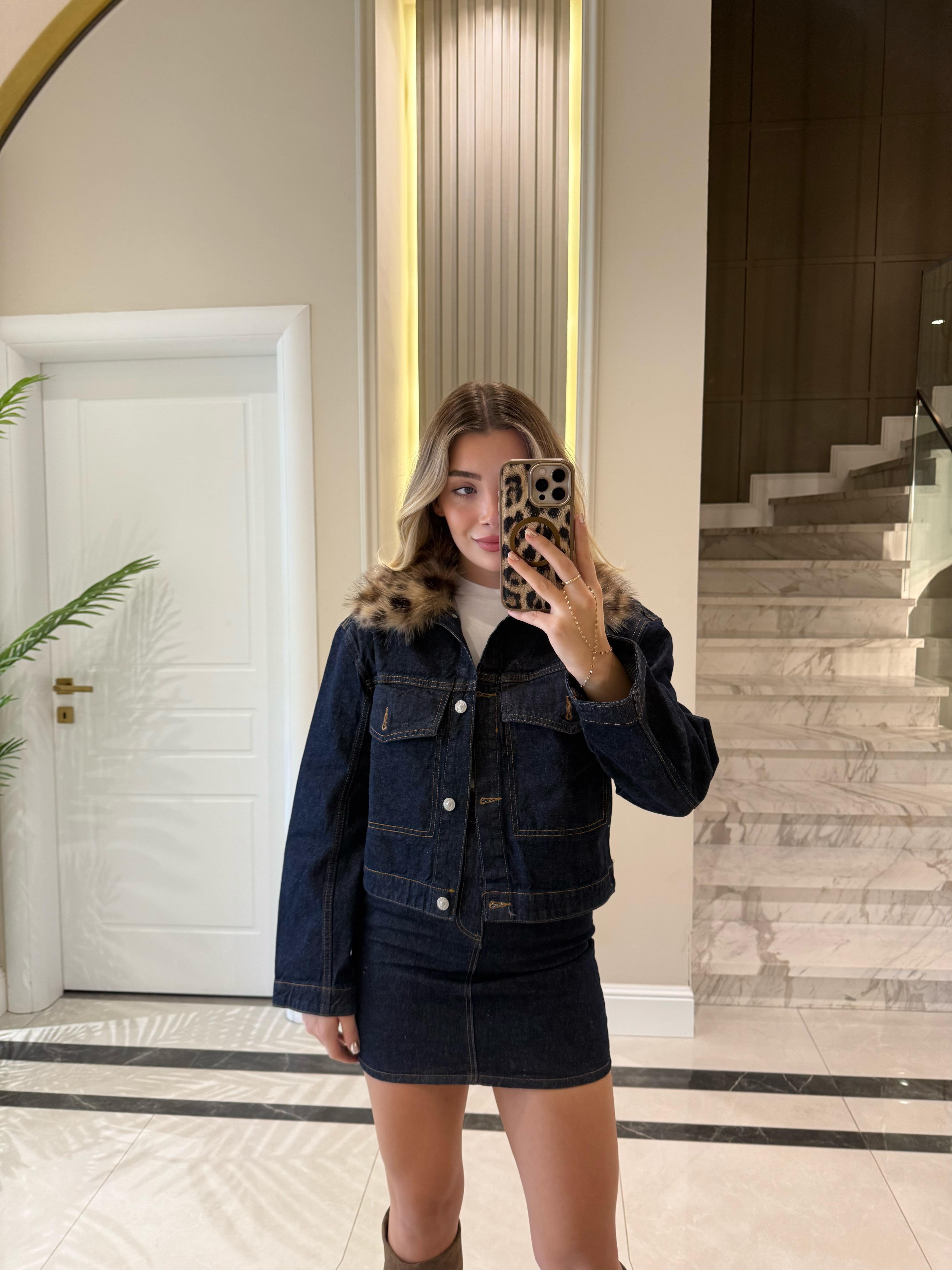 Kürk Yakalı Denim Etek -Ceket İkili Takım