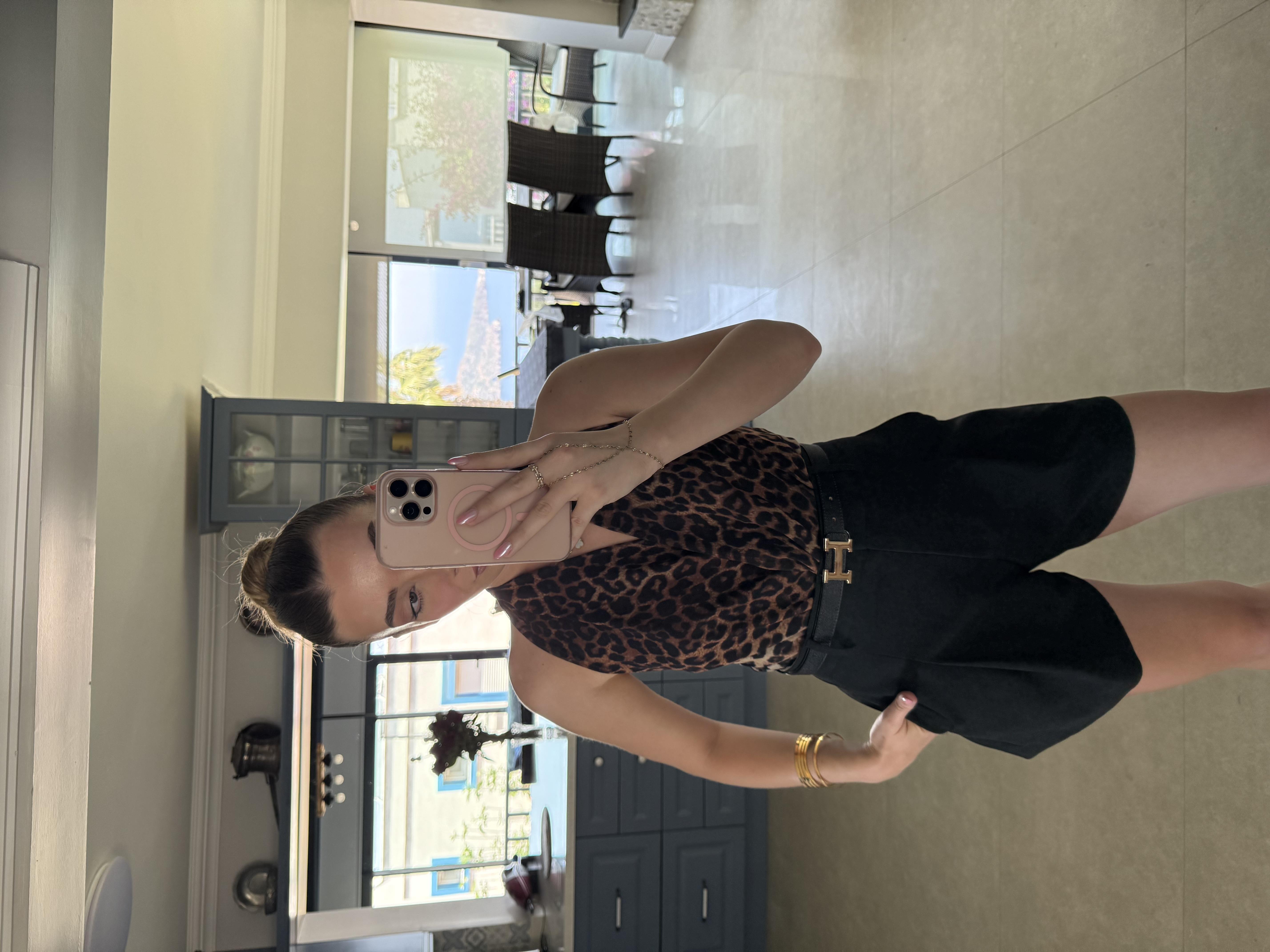 Leopar Desenli Sırtı Açık Tül Bodysuit