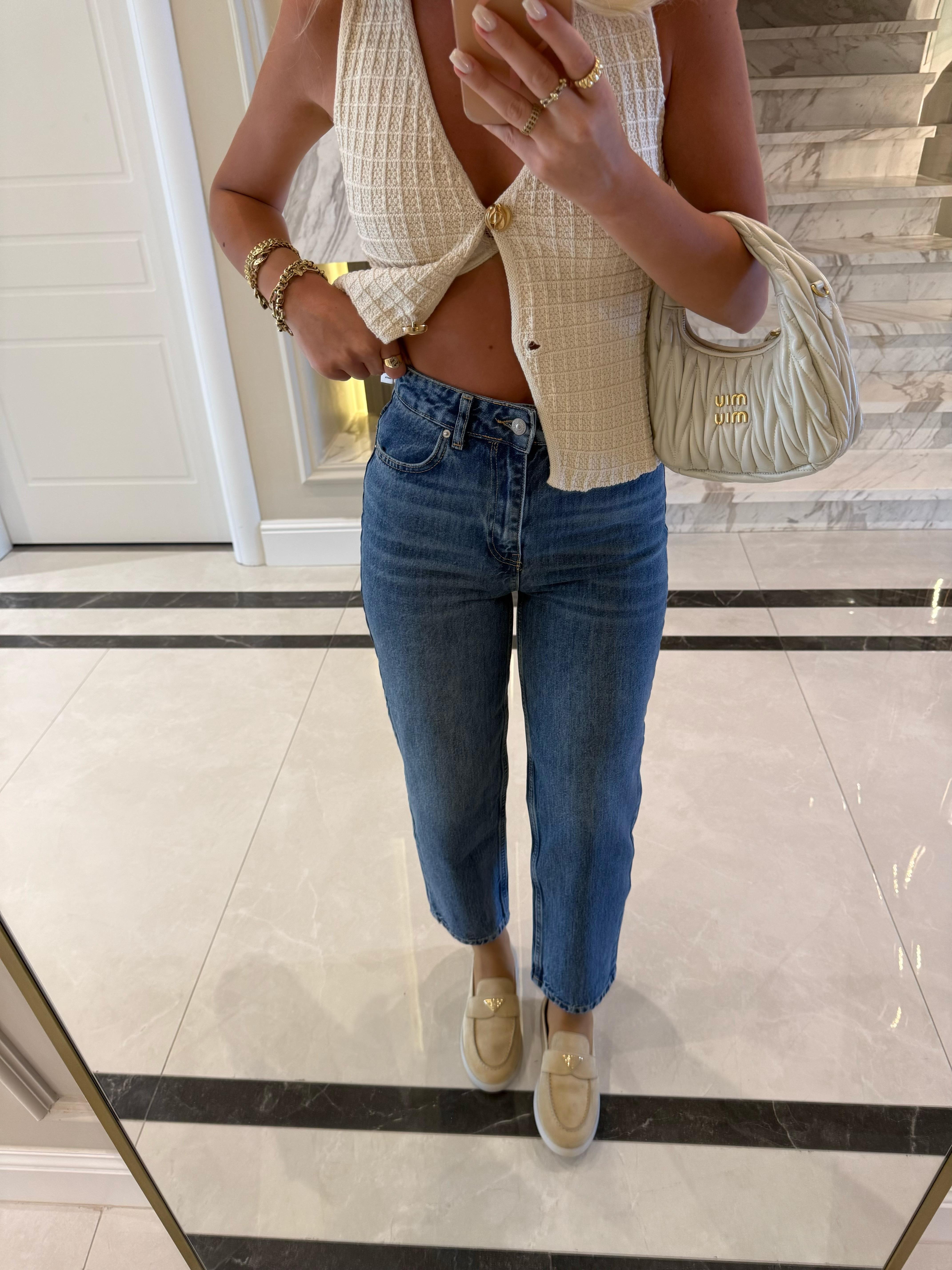 Mavi Taşlanmış Relax Fit Jean