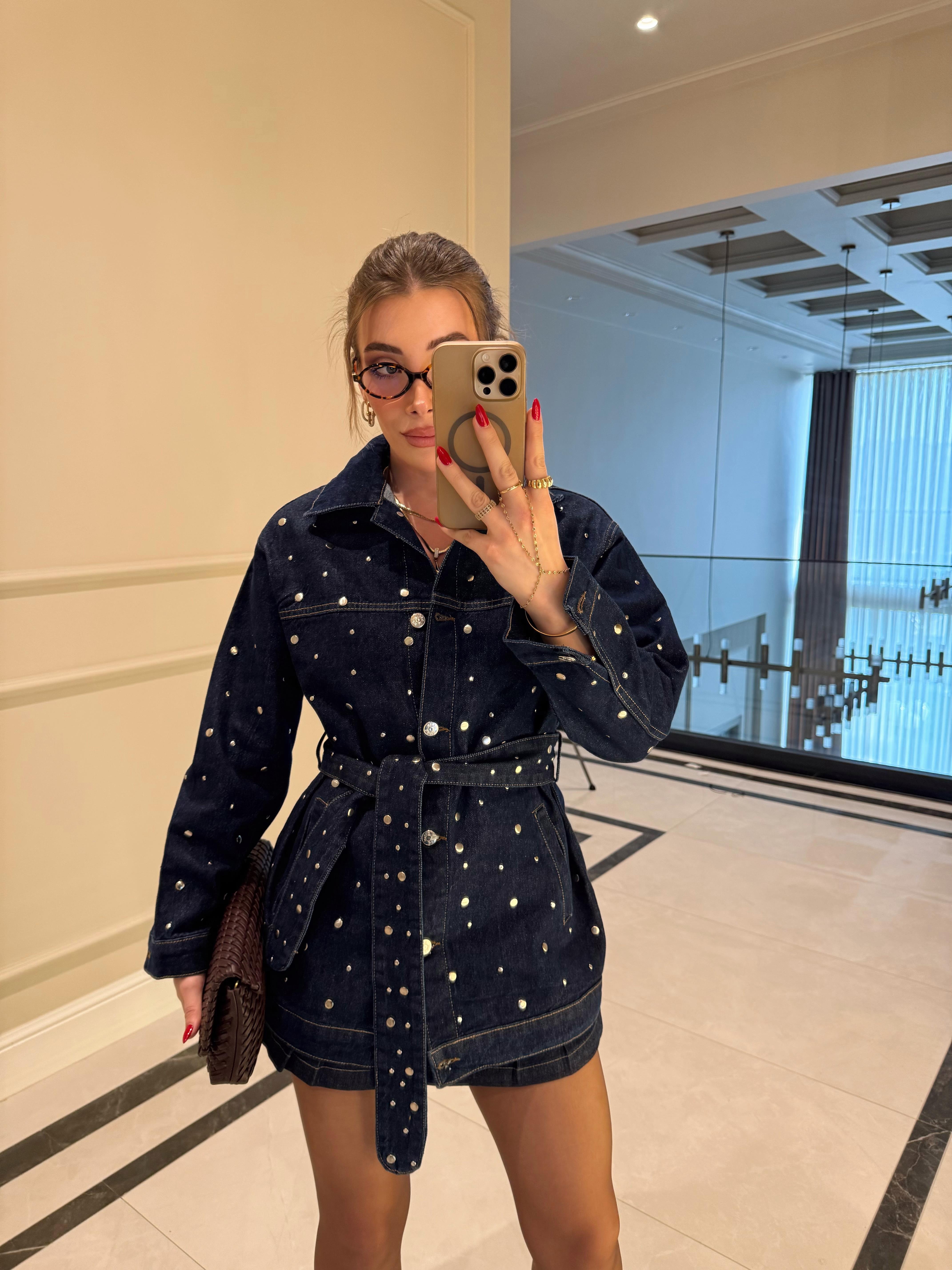 Metal Aksesuar Detaylı Oversize Denim Ceket