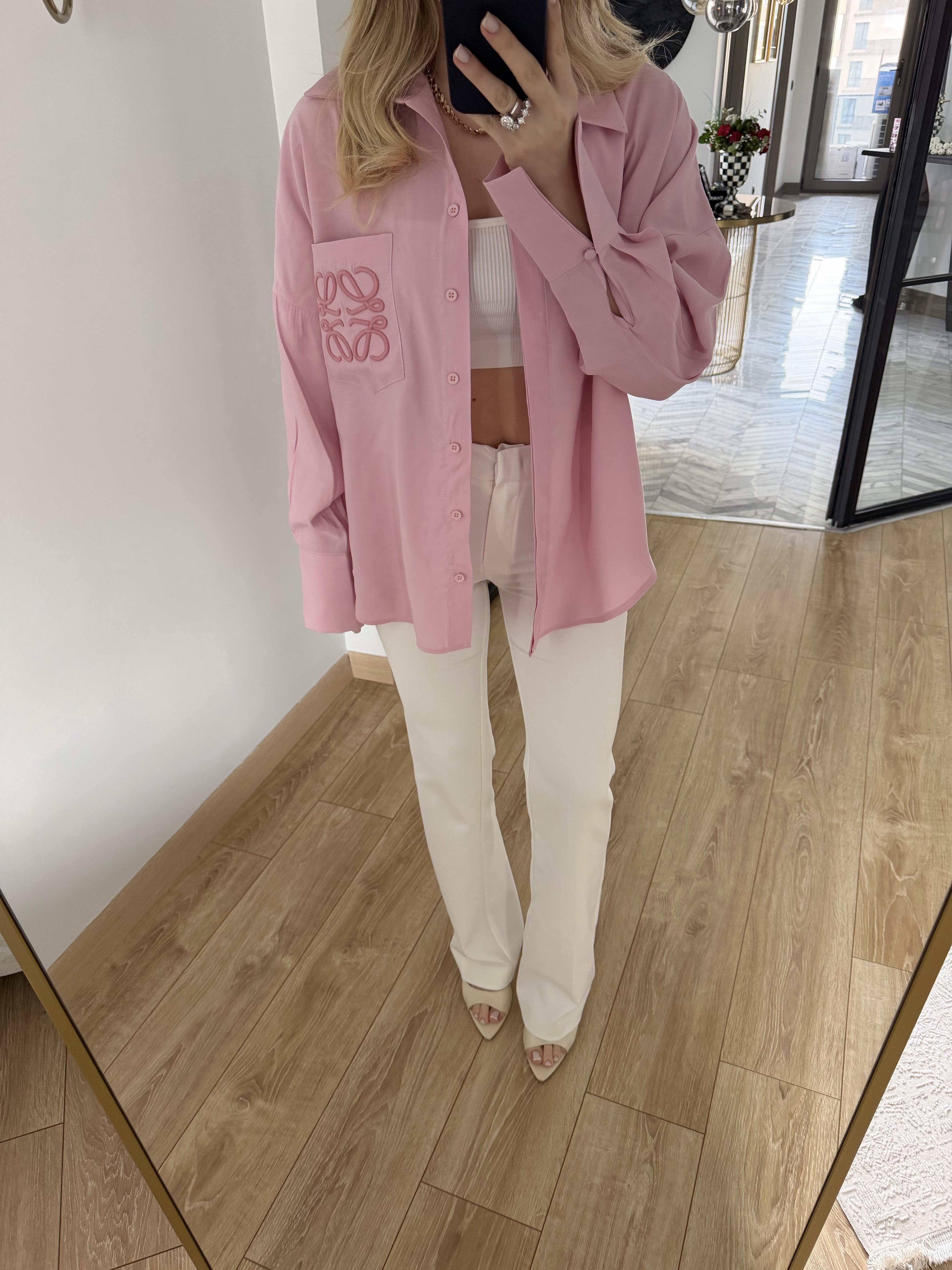 Pembe Orjinal Marka Cebi Nakışlı Gömlek