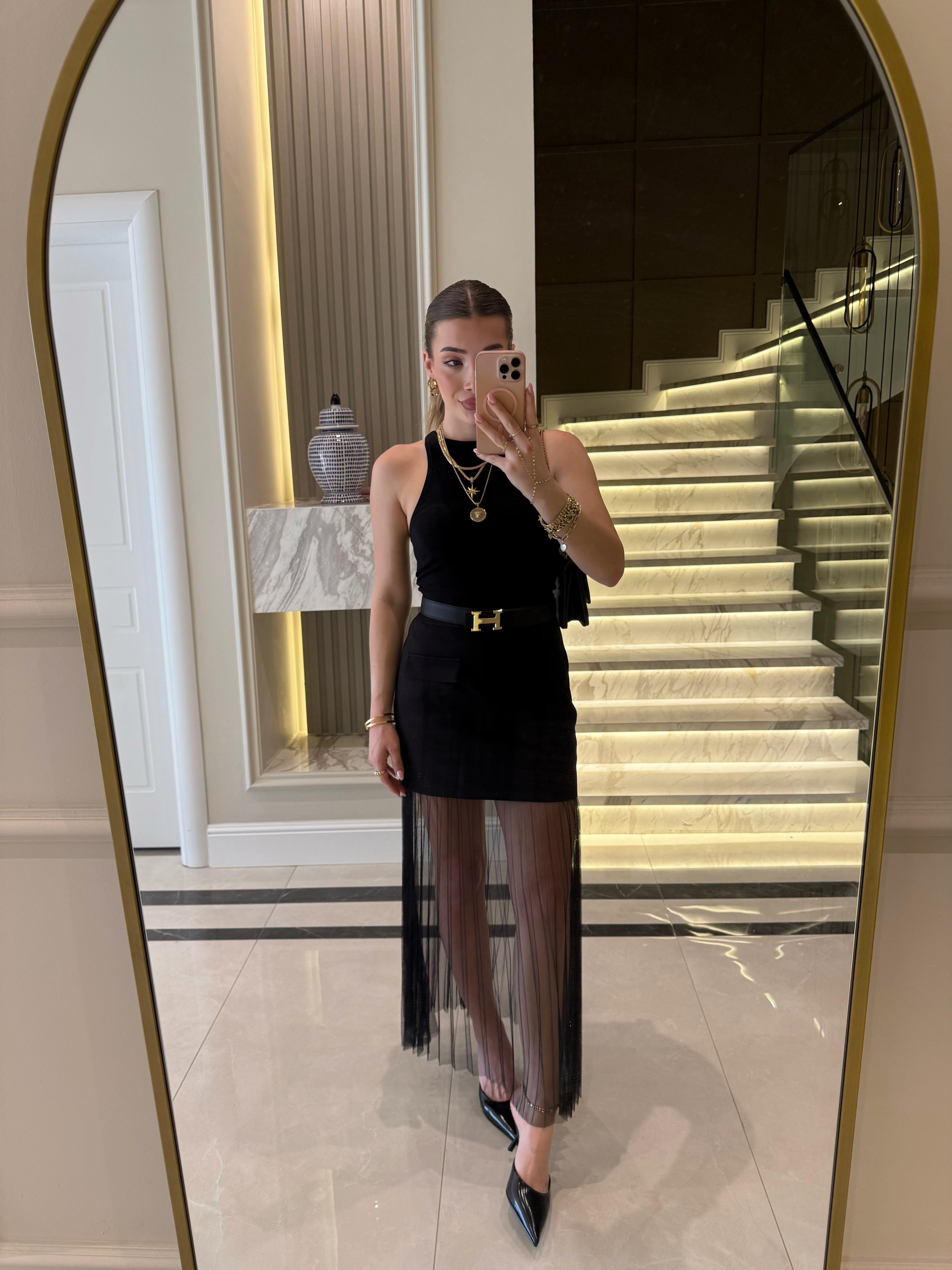 Siyah Altı Piliseli Tüllü Tasarım Etek-QS