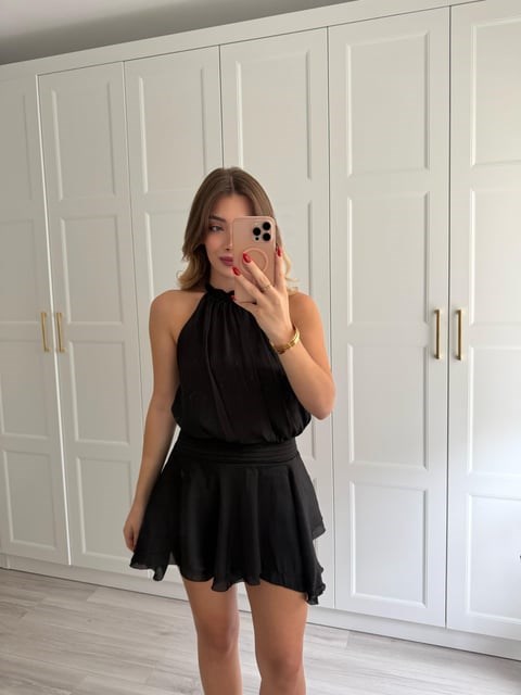 Siyah Altı Volanlı Halter Yakalı Mini Elbise