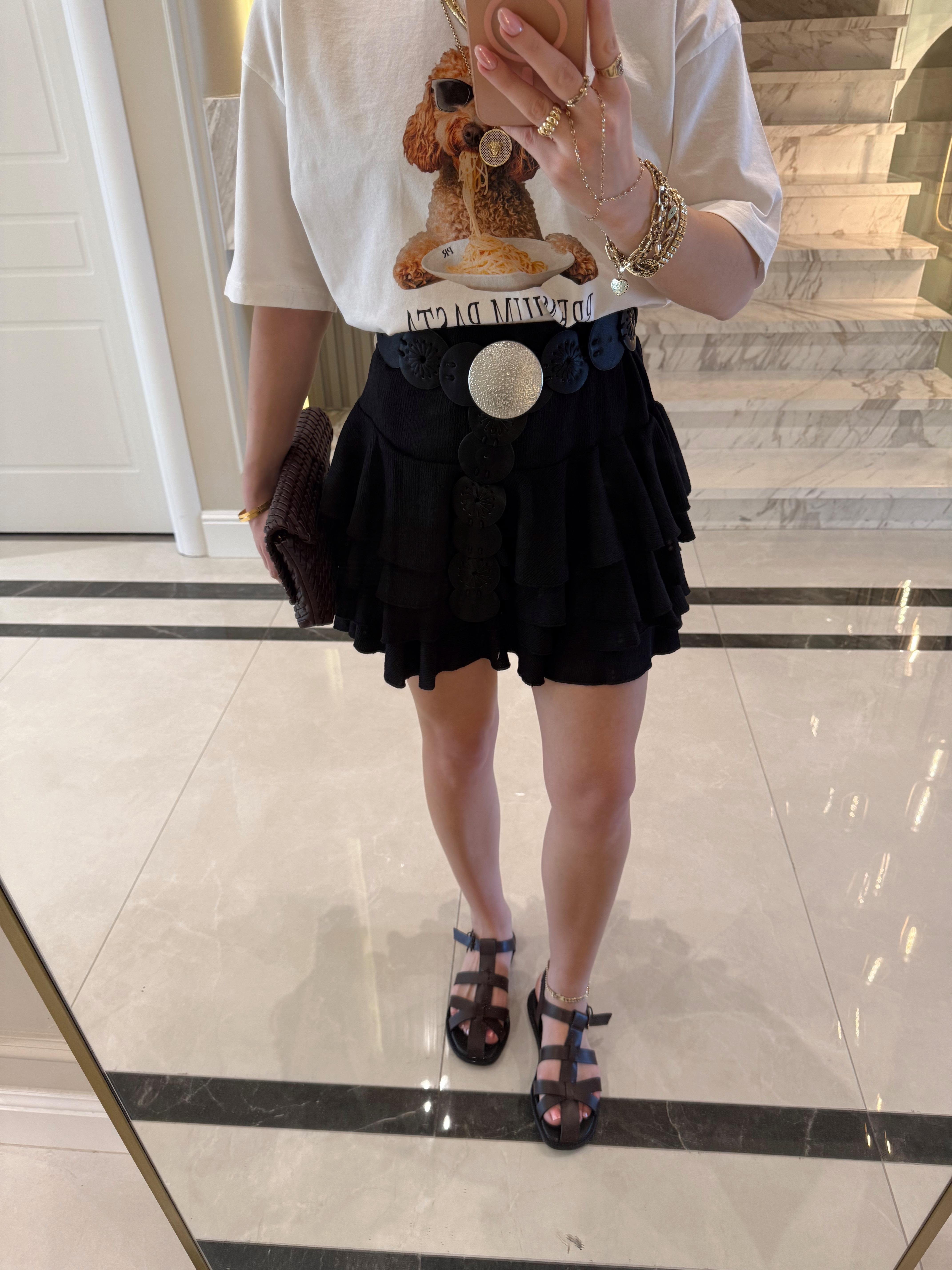 Siyah Kat Kat Fırfırlı Etek