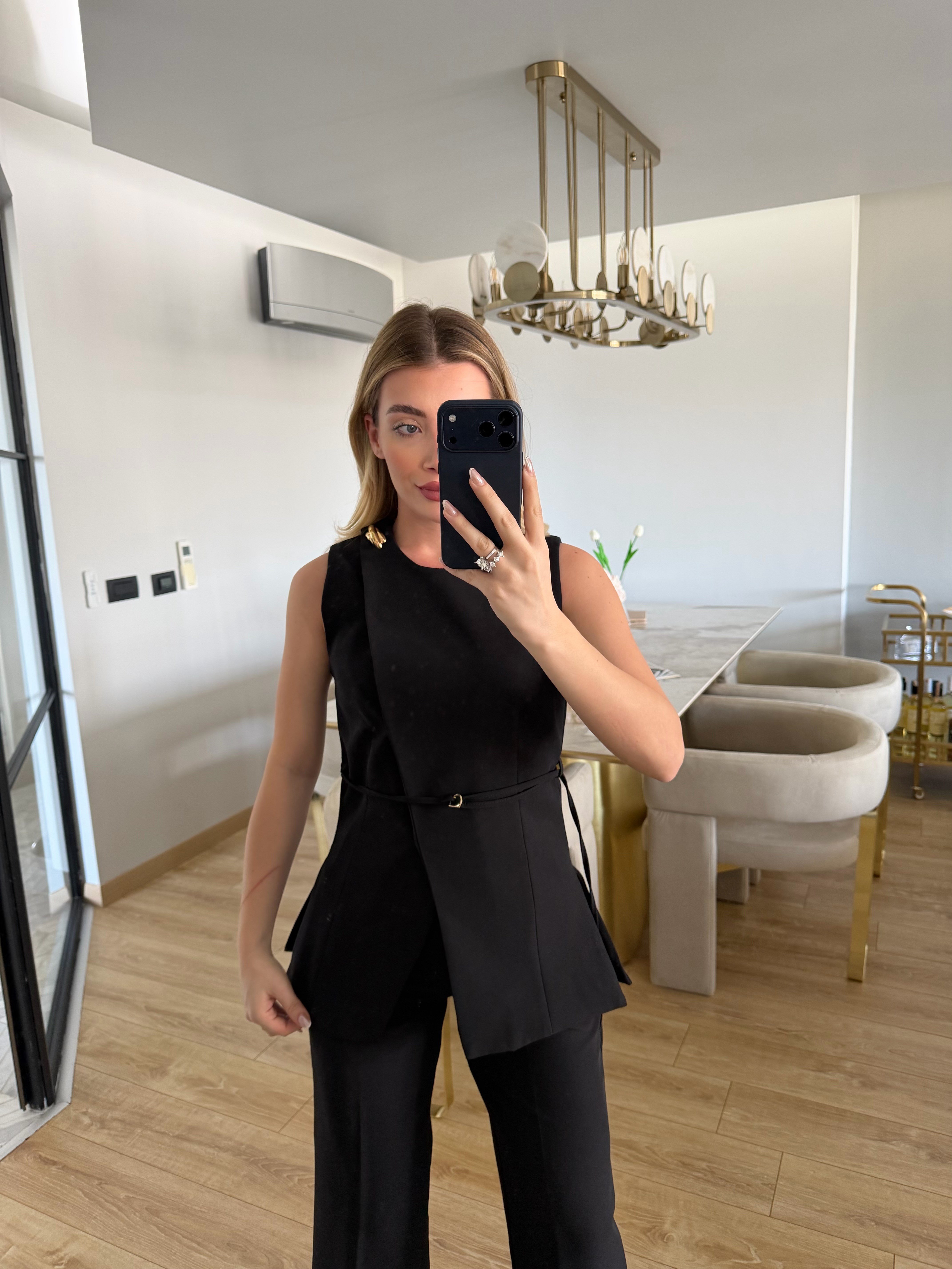 Siyah Metal Aksesuarlı Yelek Pantolon Takım-7326