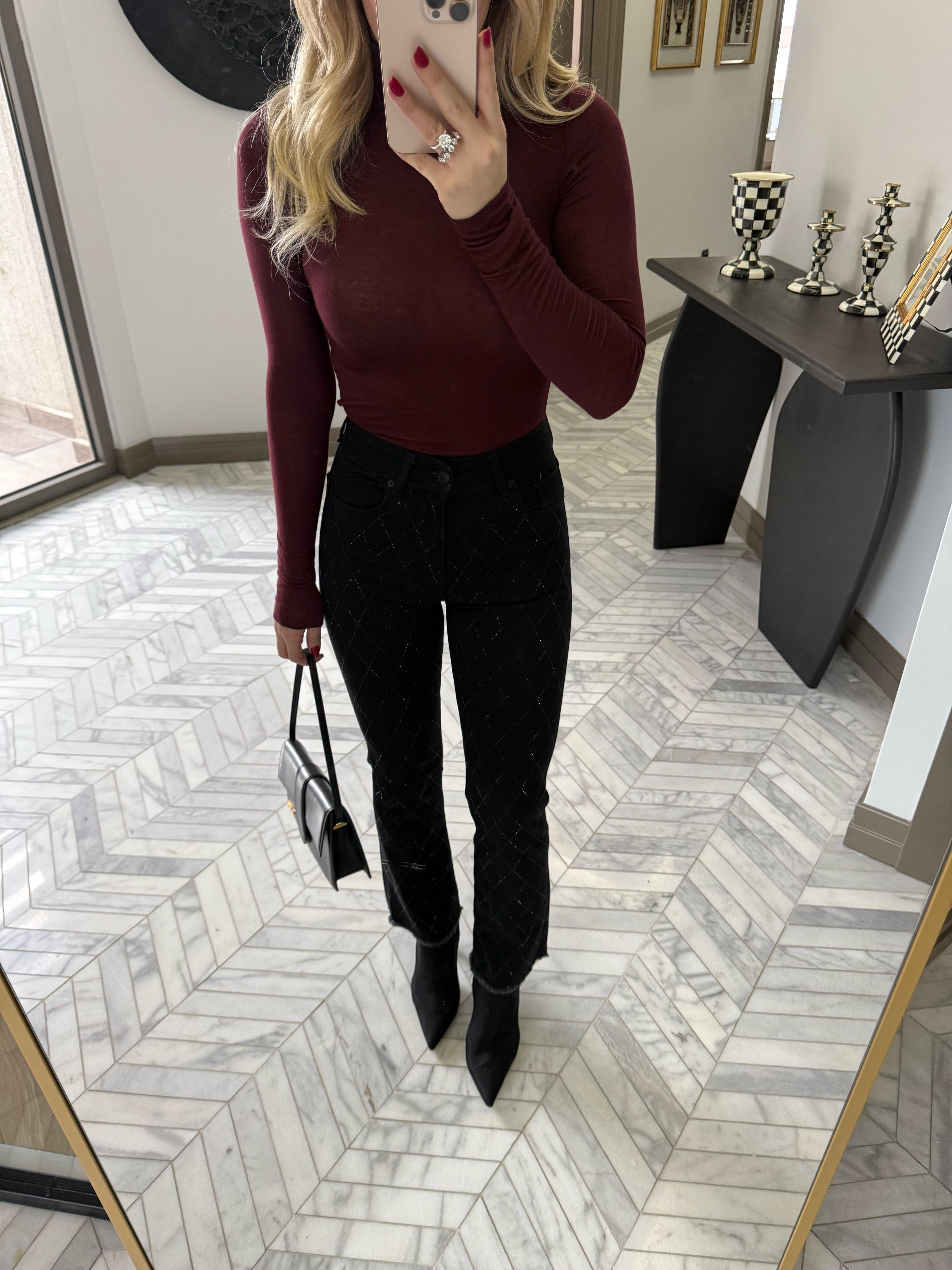 Siyah Mini Flare Baklava Desen Taşlı Jean 