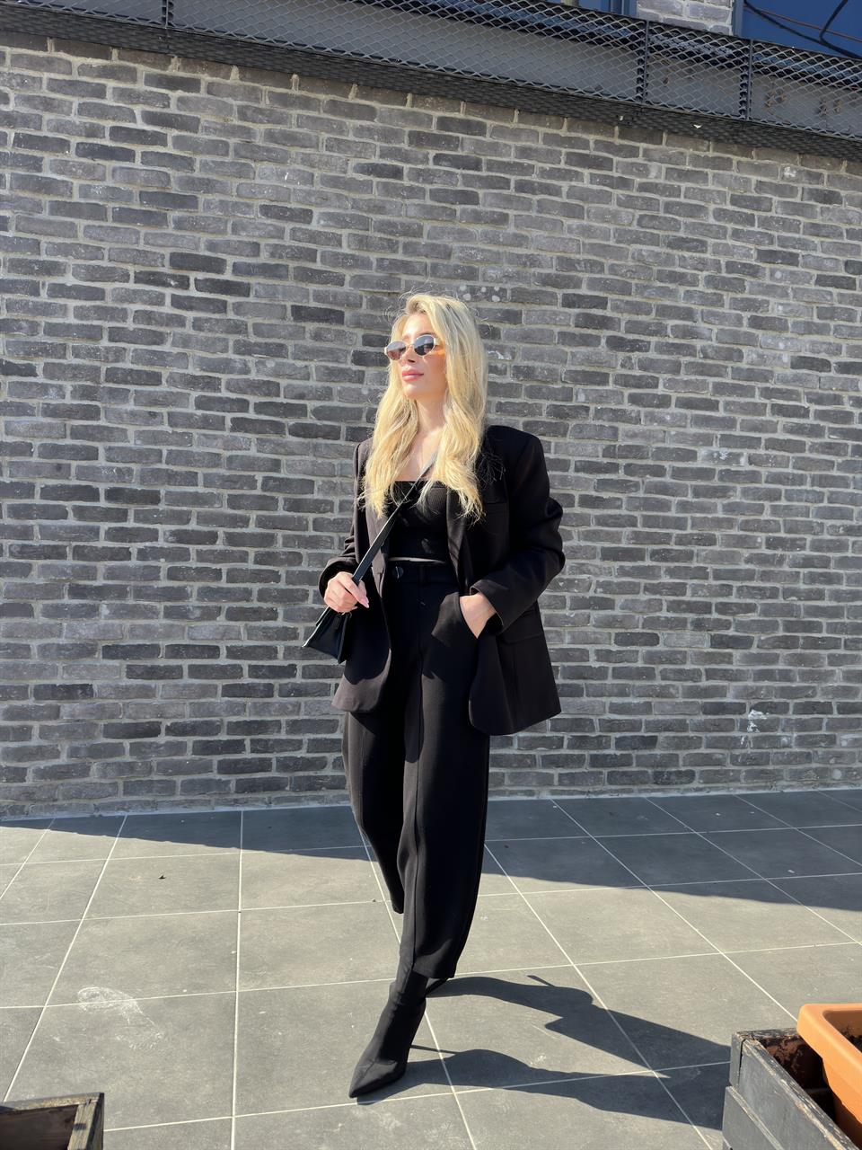 Siyah Modal Kumaşlı Blazer- Pantolon İkili Takım