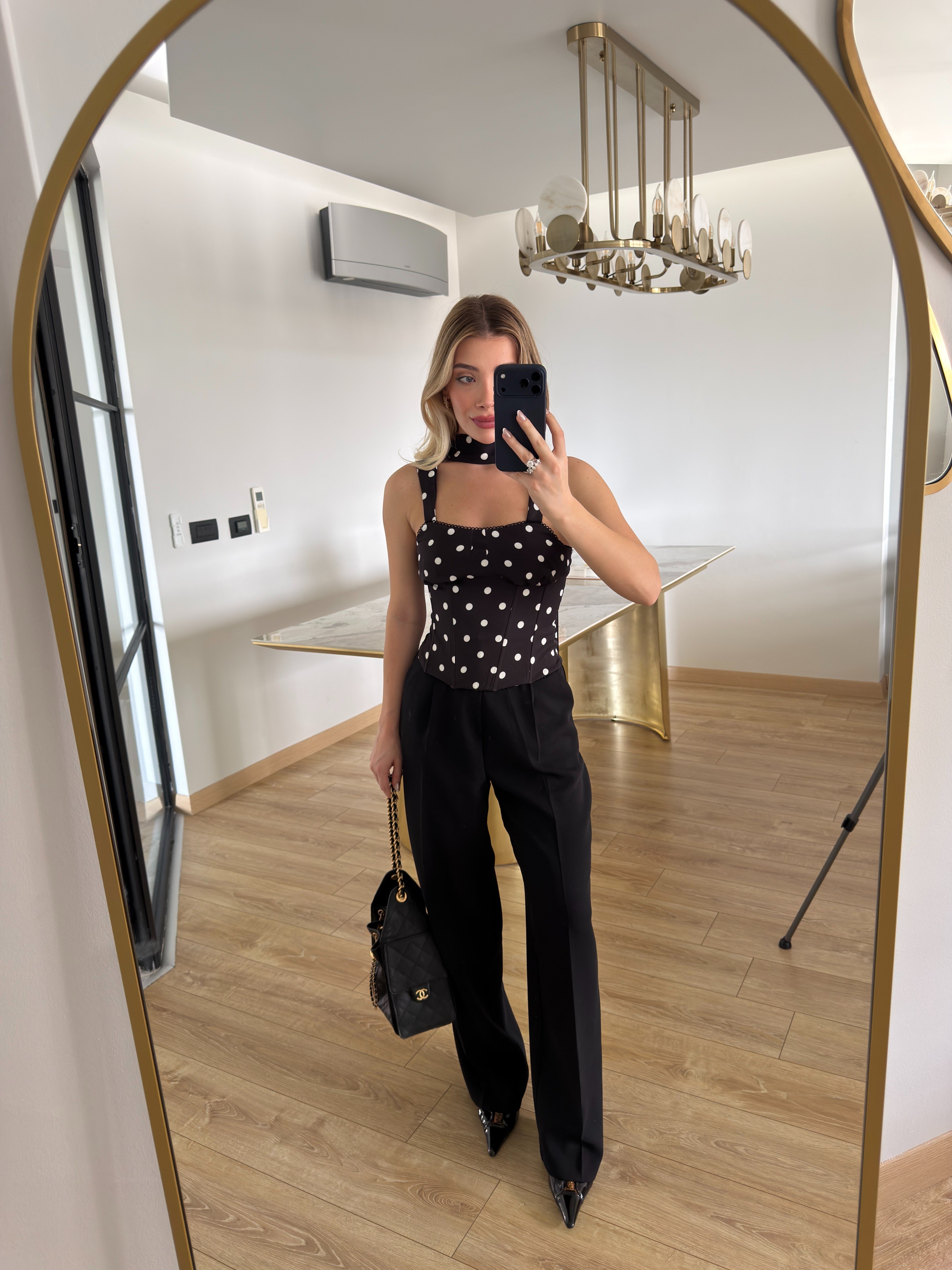 Siyah Puantiyeli Fularlı Korse Bluz