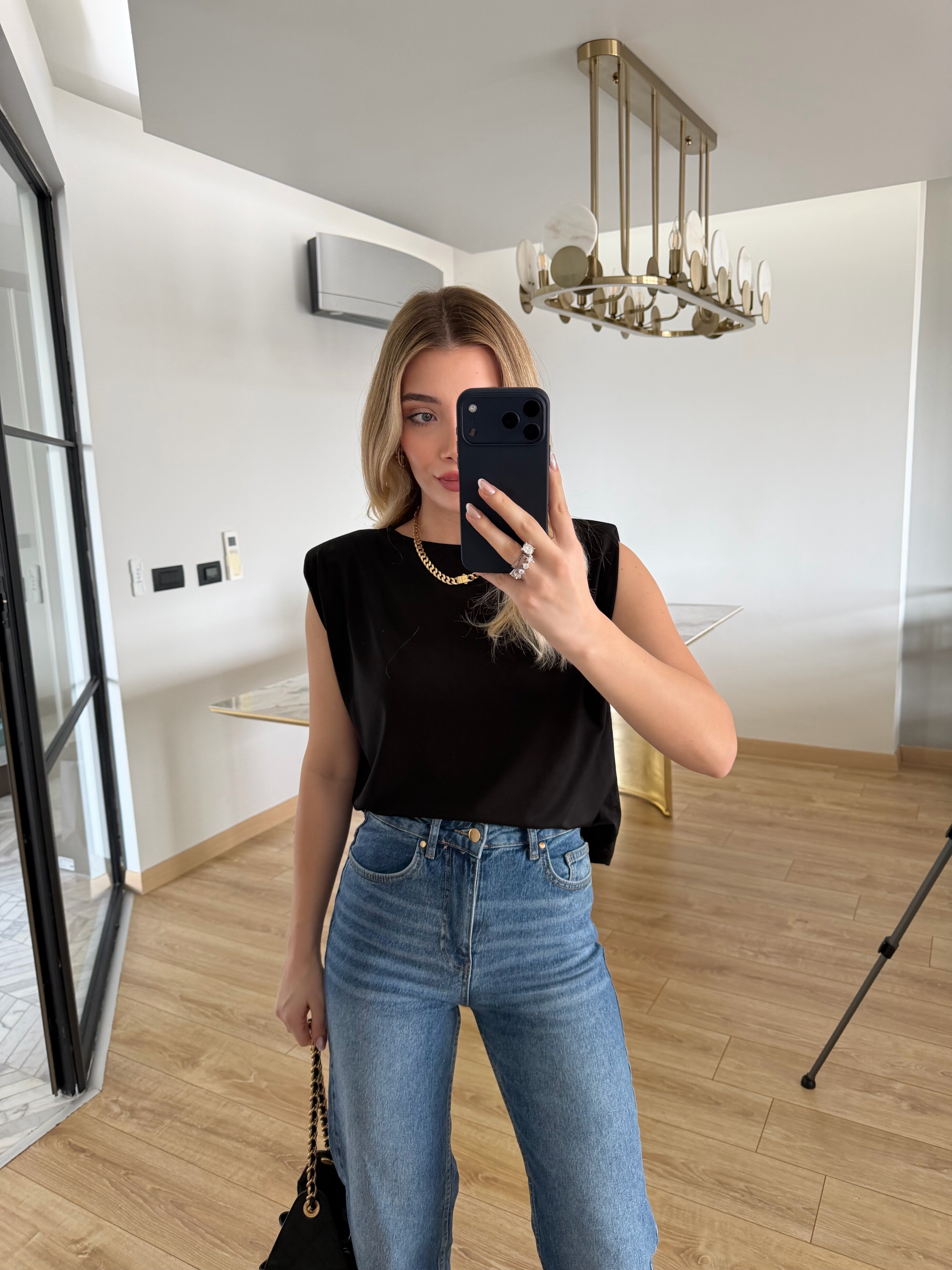 Siyah Sırtı Dantelli Vatkalı Premium Tshirt