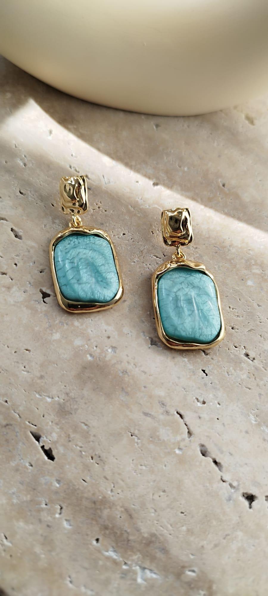 Turkuaz  Sedefli Bella Küpe