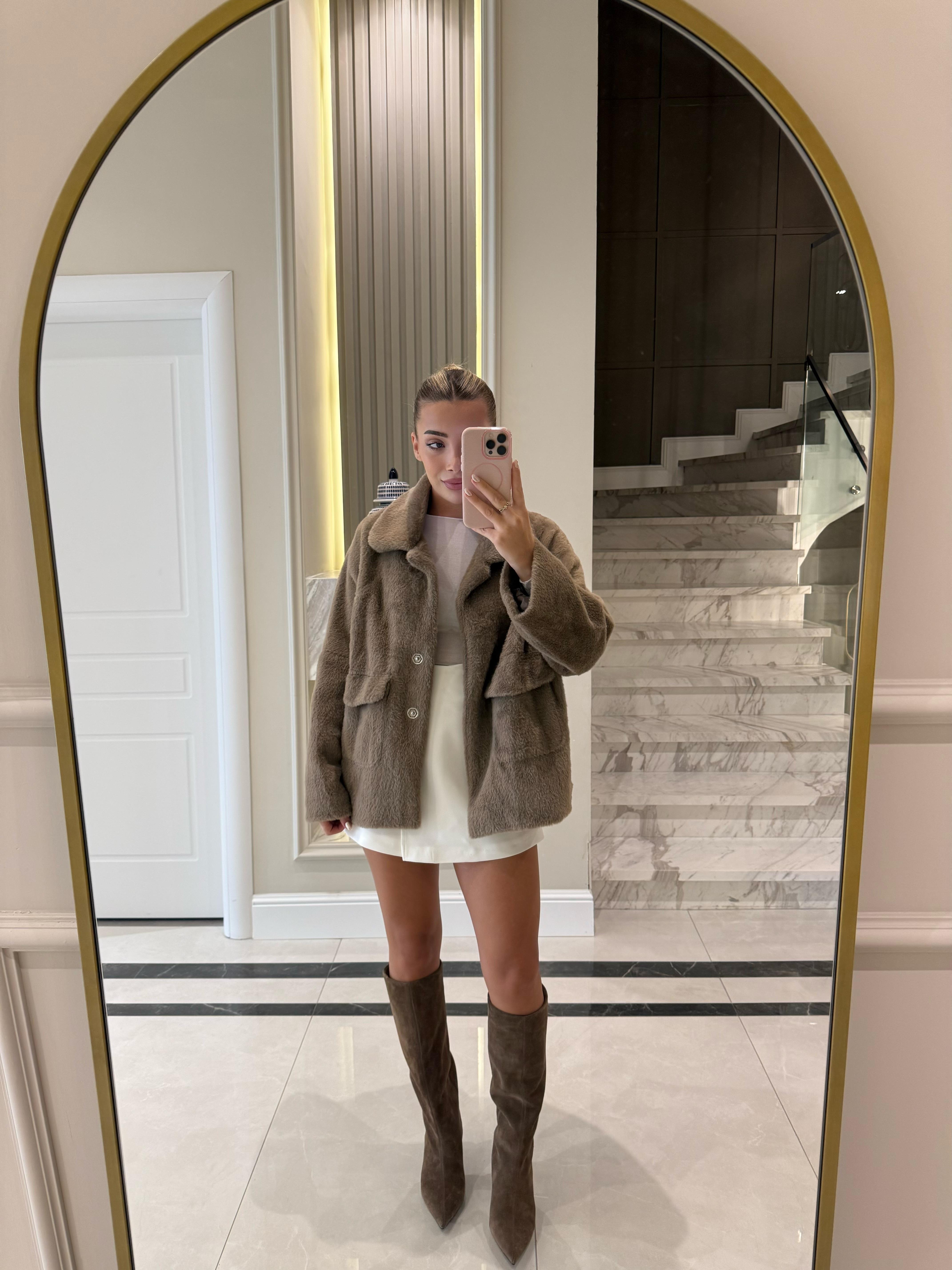 Vizon Marka Model Cep Detaylı Oversıze Kürk