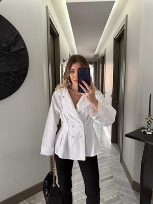  Beyaz Dört Düğmeli Gömlek-3242
