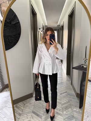  Beyaz Dört Düğmeli Gömlek-3242