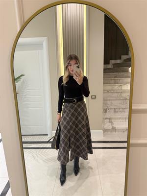  Kahve Büyük Ekoseli Midi Boy Yırtmaçlı Etek