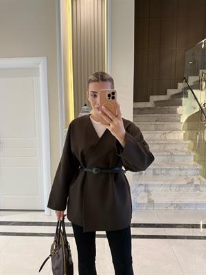 Acı Kahve Kemerli Oversize Ceket-( ÖN SİPARİŞ ÜRÜNÜDÜR KARGO ÇIKIŞ TARİHİ 17.09.2025)